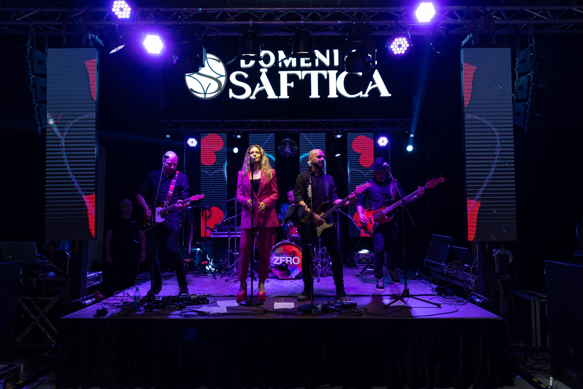 Nunta Ema si Valentin - Manu Ivanciu. Wedding Photographer in Bucharest — Manu Ivanciu