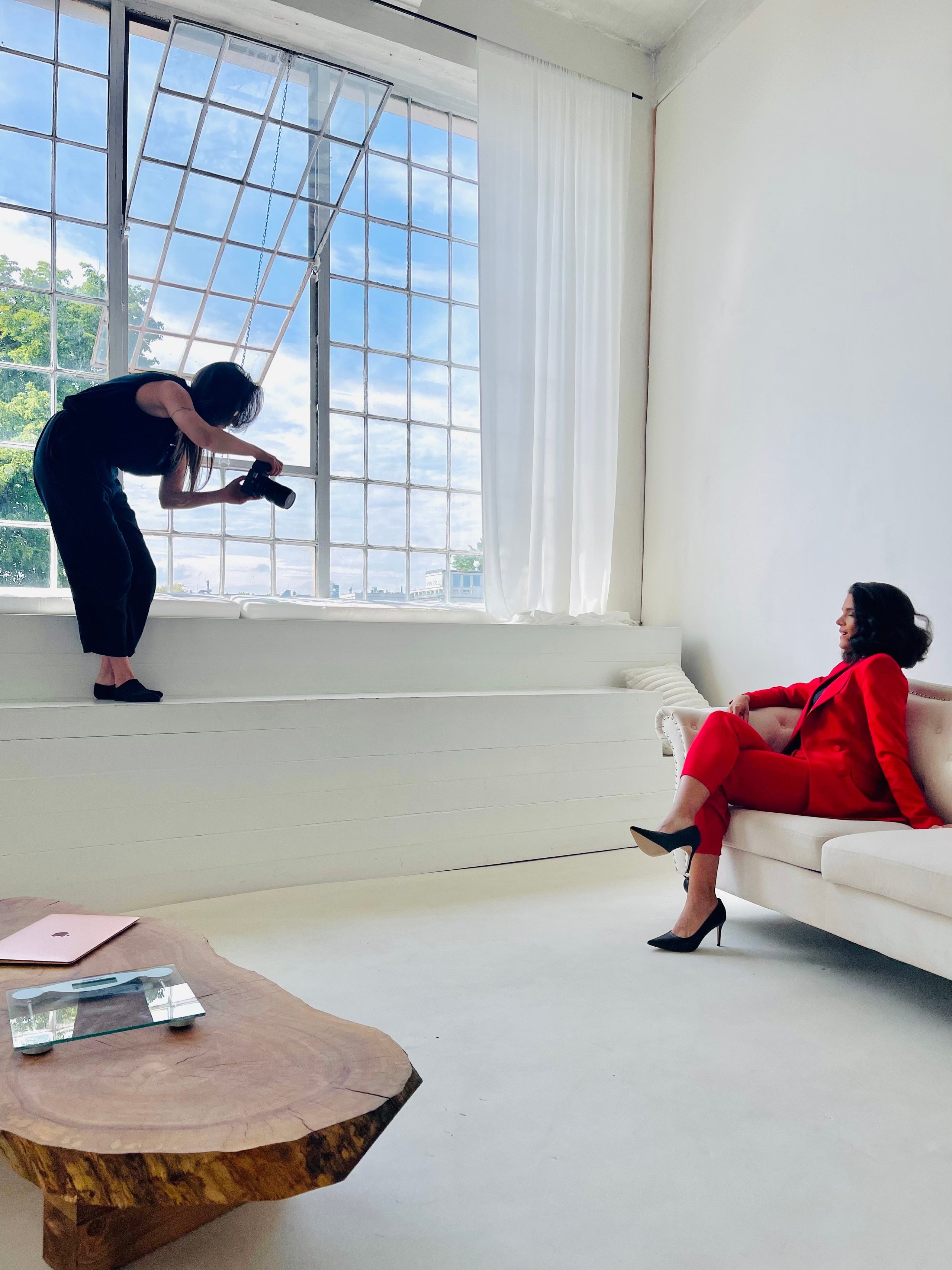 Price and booking. Dana Lišková — Empathetic Photographer | Introspective Artist |Neurodivergent Coach | Founder of Artepy.cz