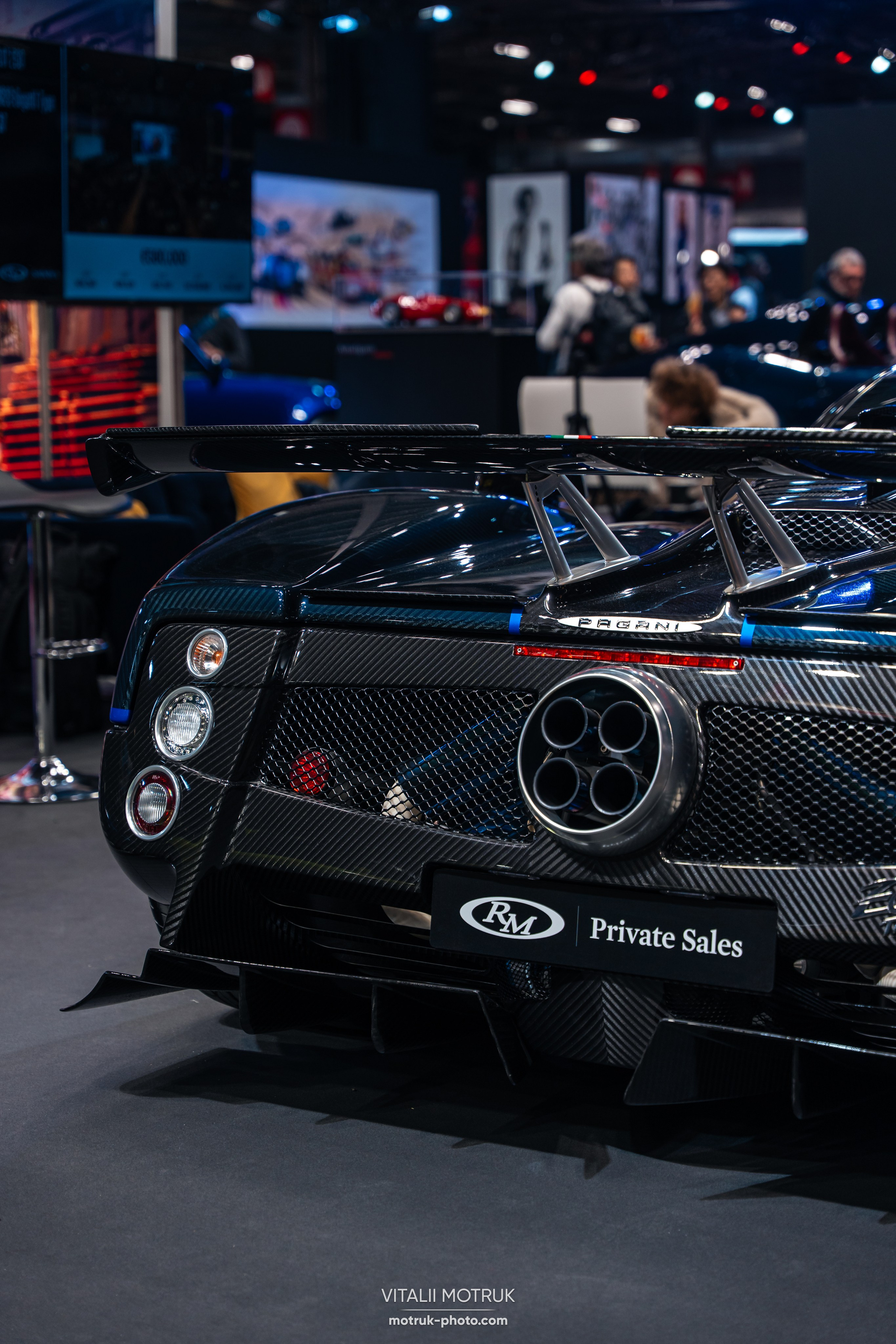 Retromobile 2025. Photographer in Paris — Vitalii Motruk