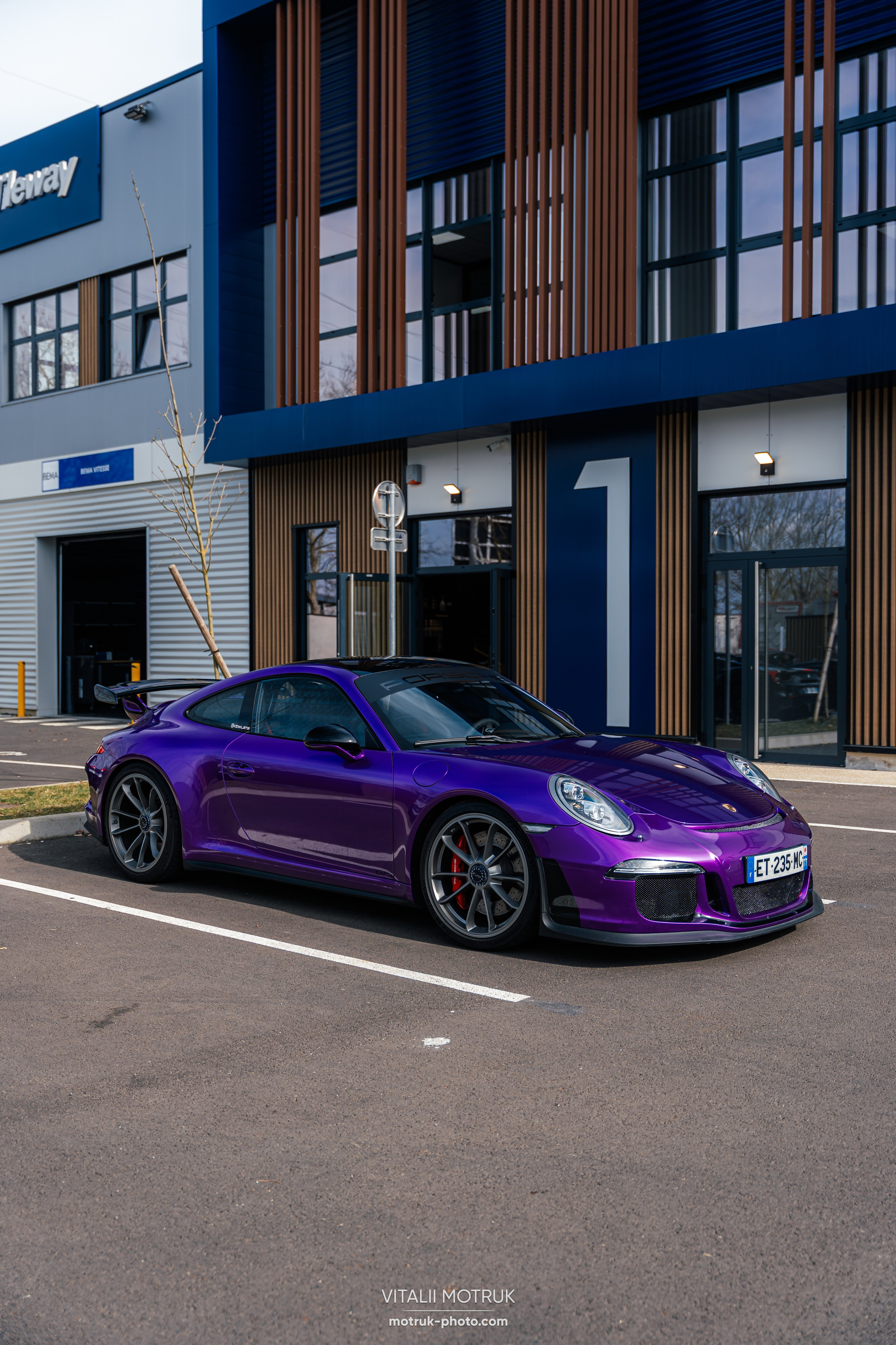 Cars and Coffee 9 mars — BEMA. Photographe de voitures à Paris — Vitalii Motruk