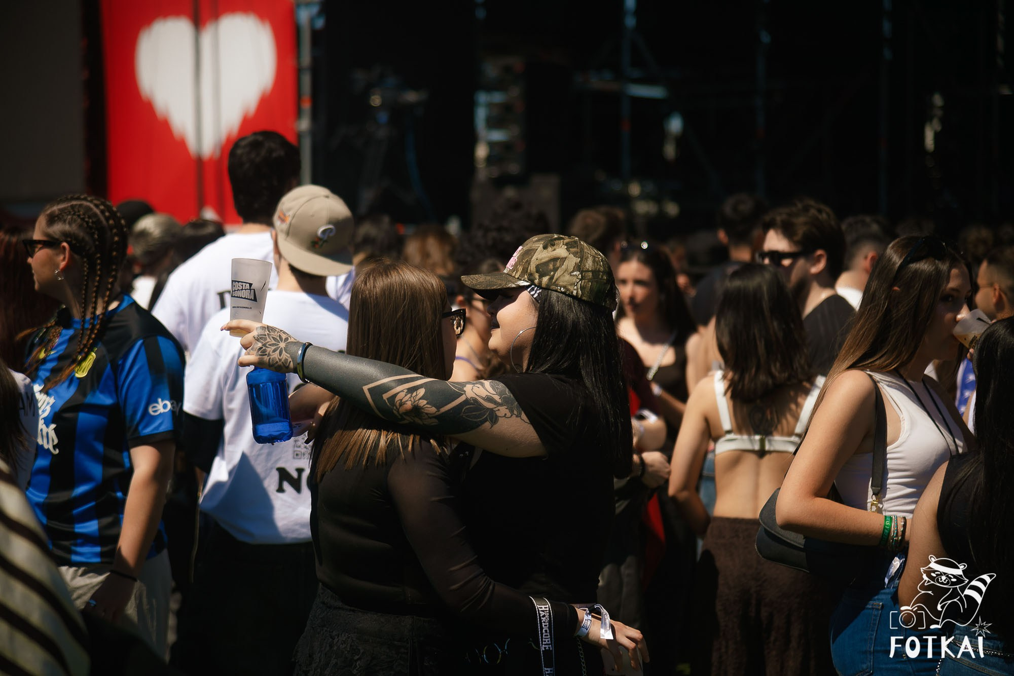 Costa Sonora 2026 Alicante Day 1 Photos — Find Yourself, Friends and Festival Crowd | FOTKAI