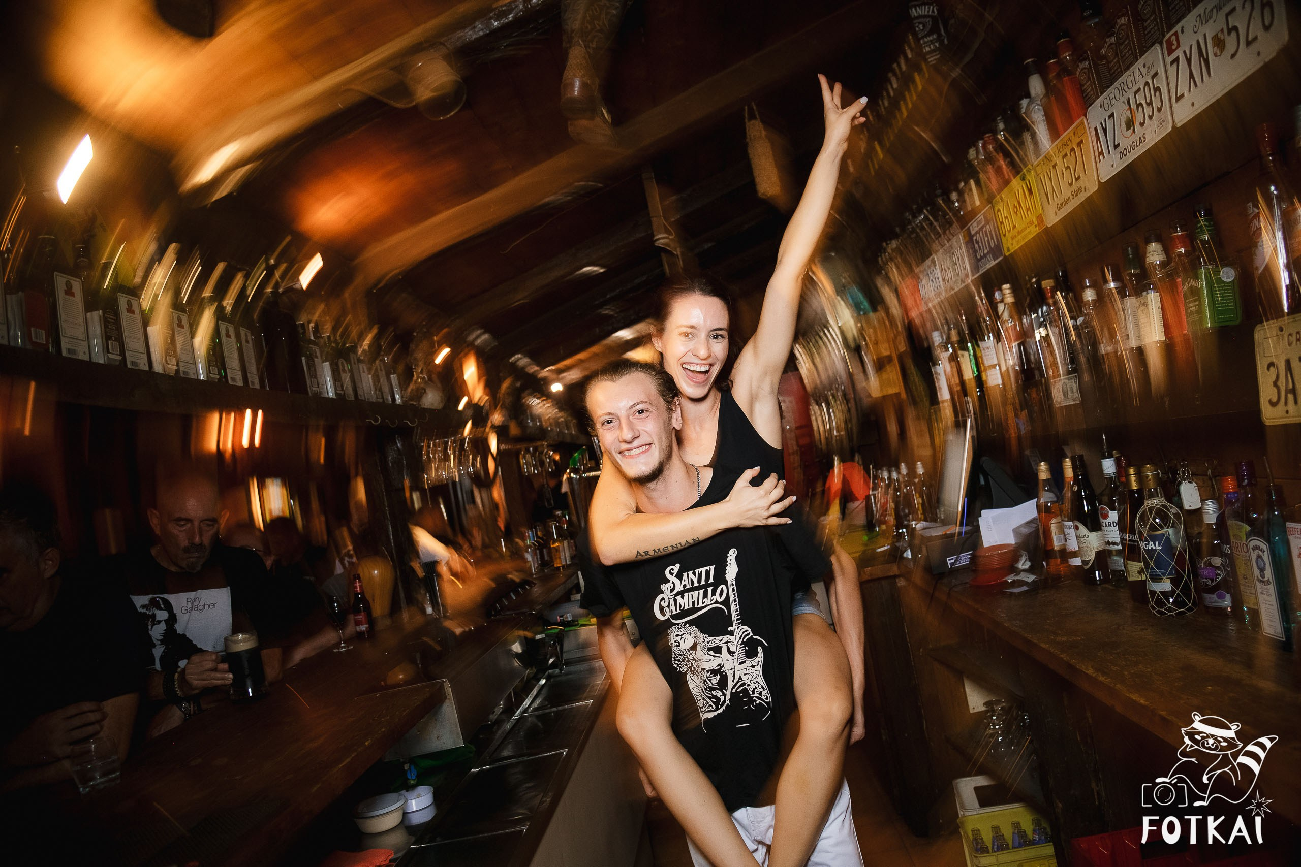 Santi Campillo en El Paso Rock Bar Torrevieja: Reportaje fotográfico 30.08.25 | FOTKAI