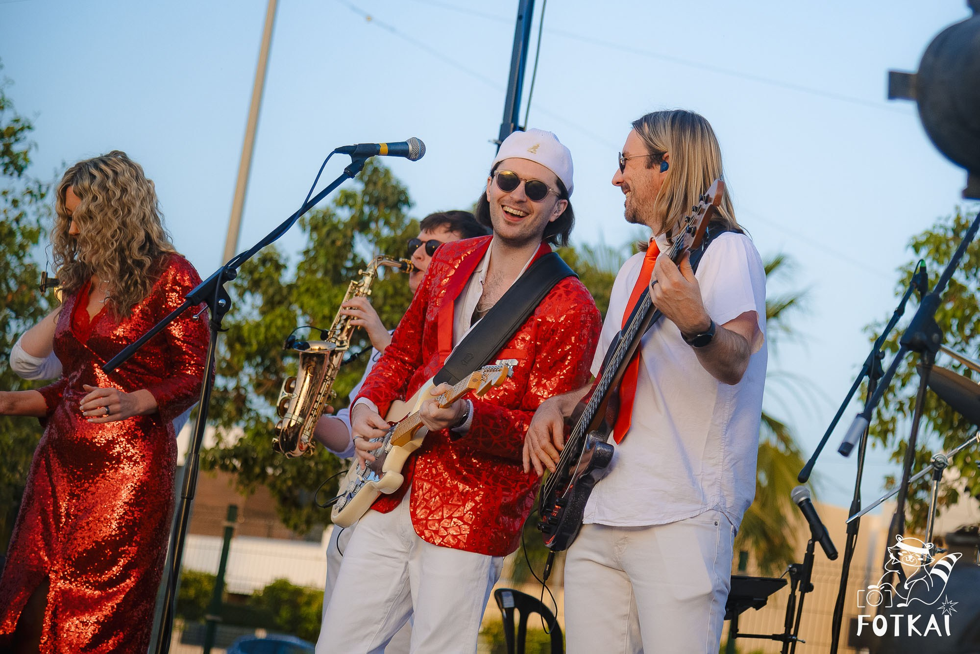 Good Times, tributo a Nile Rodgers & Chic en Benijófar — Fotos del evento 2026 | FOTKAI
