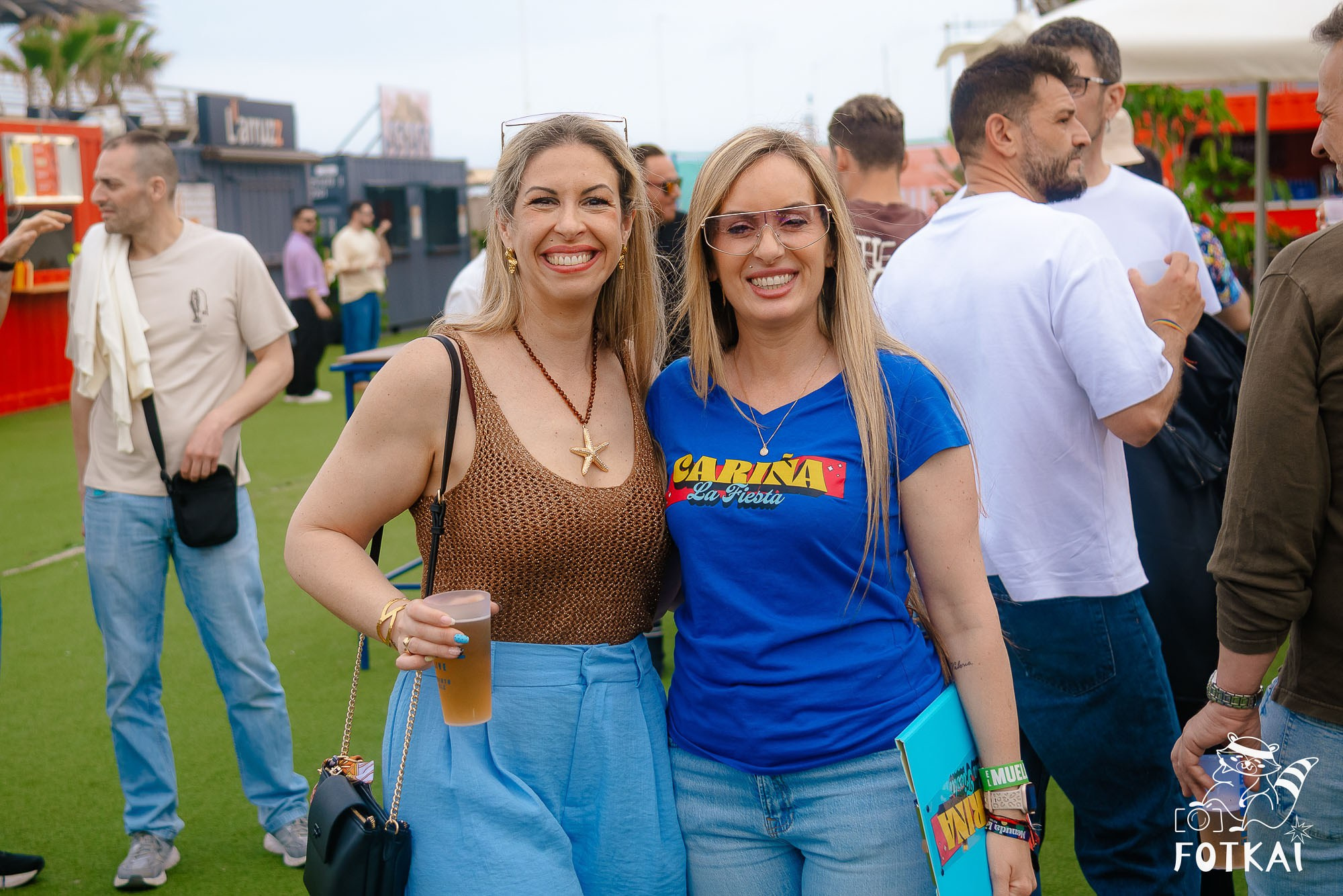 Cariña La Fiesta 2.0 — Fotos del evento en El Muelle Live, Alicante, 2026 | FOTKAI