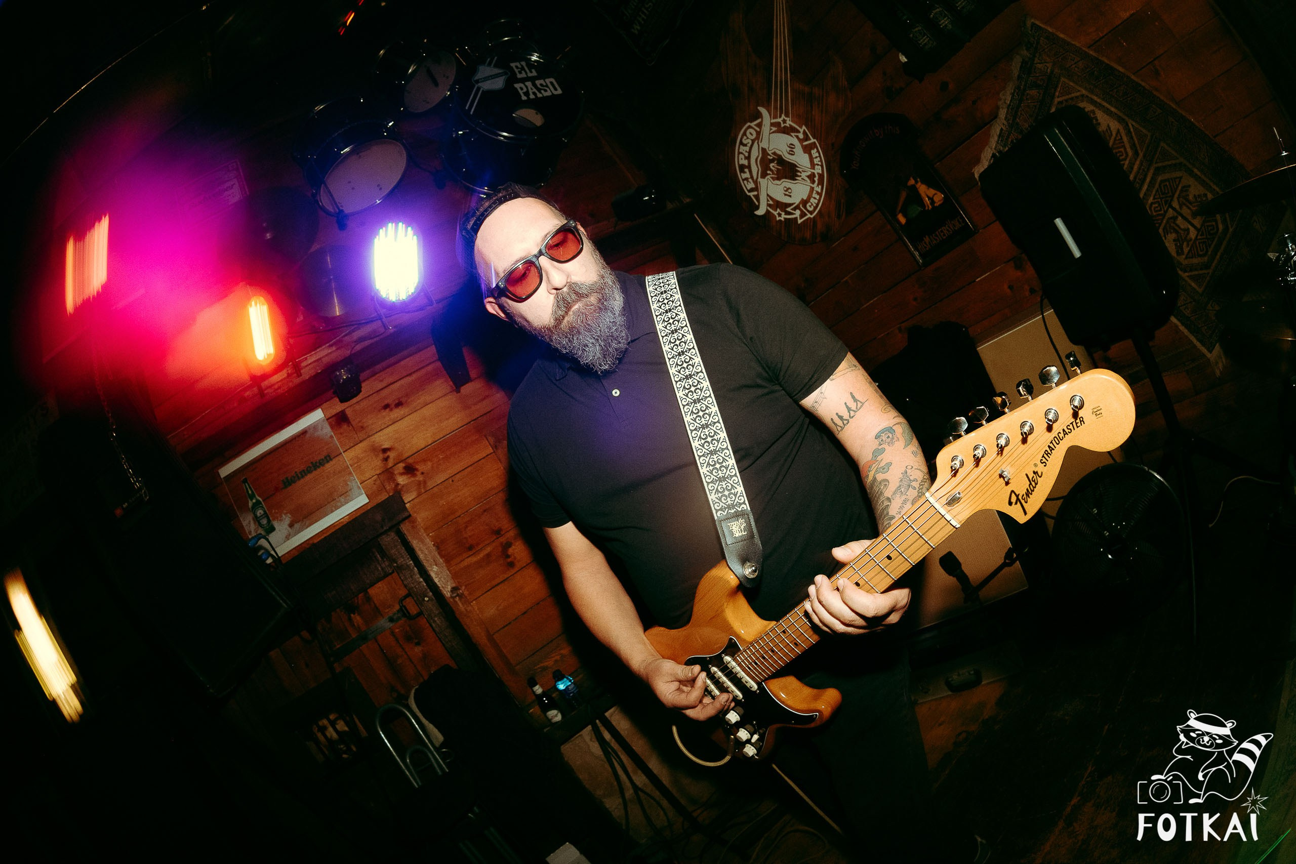 Dirty Picks en El Paso Bar Torrevieja: fotorreportaje punk y garage rock · 24 de enero | FOTKAI