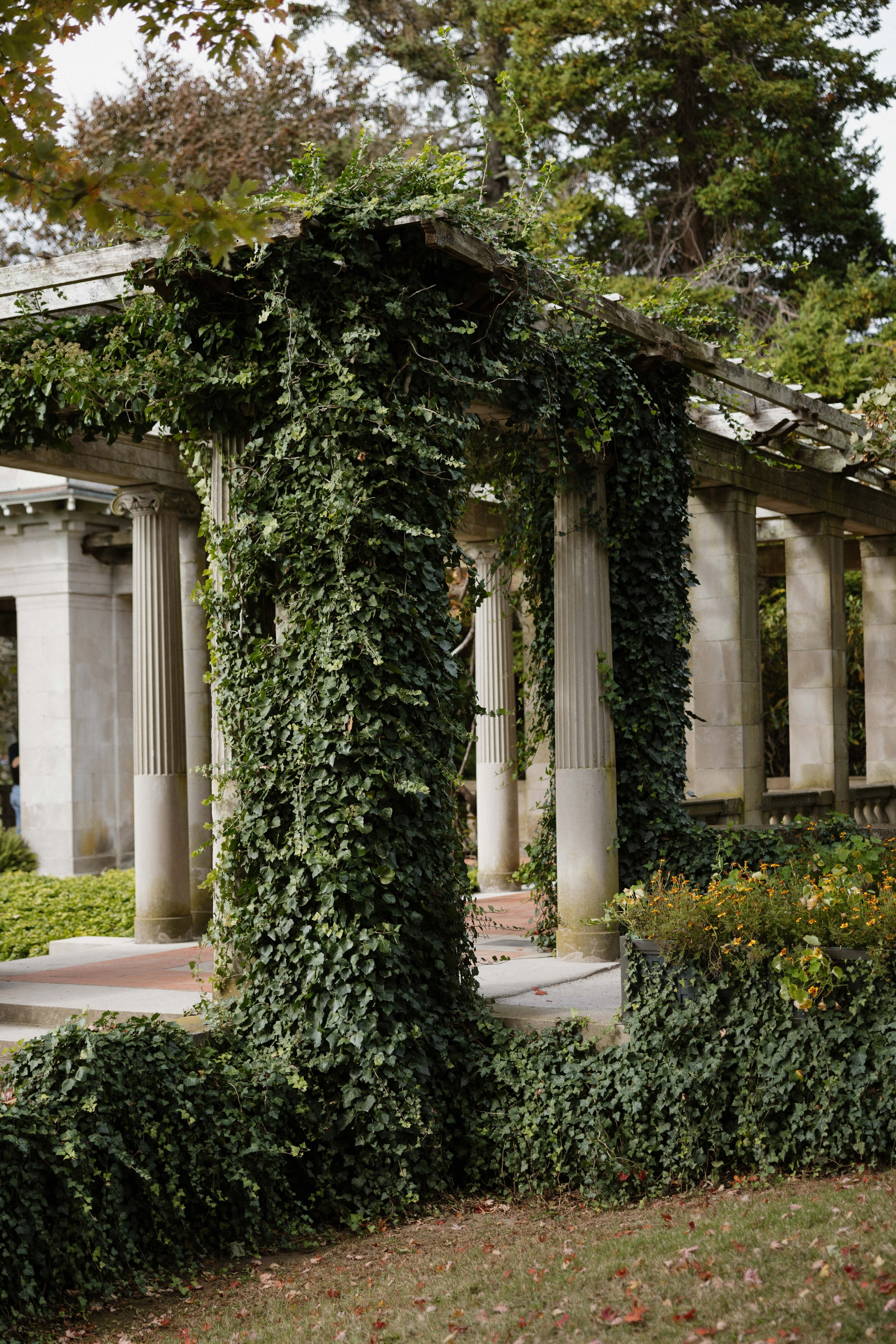 Yung & Cynia — Eolia Mansion Wedding. Rhode Island Wedding Photographer Tati Simpson