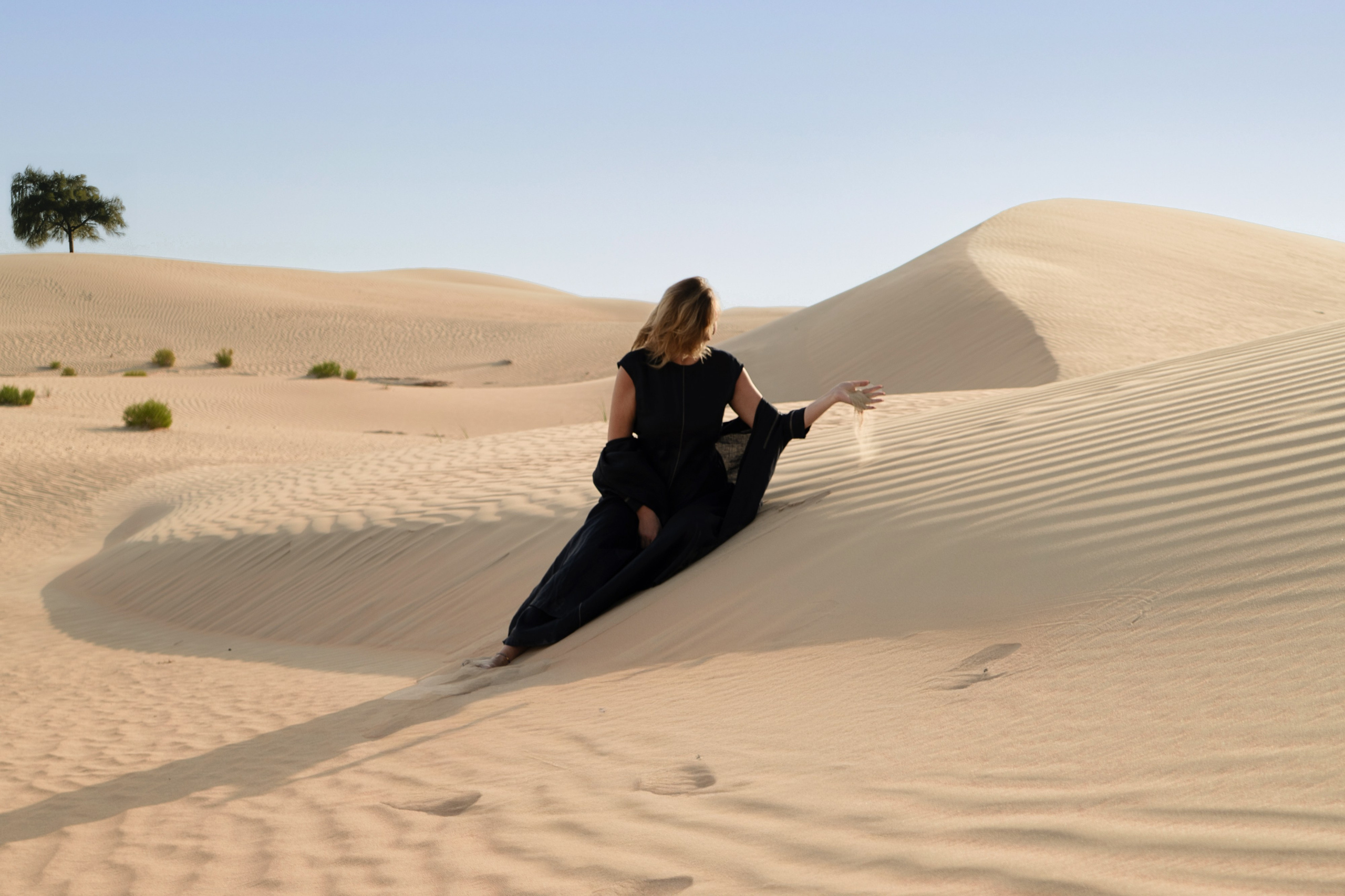 Abu Dhabi Photo Shoot Guide, How are photoshoots going, Preparing for a photo shoot, photo shoot in Abu Dhabi, photoshoot in the UAE. Mariia Safronova is your photographer in Abu Dhabi and Dubai