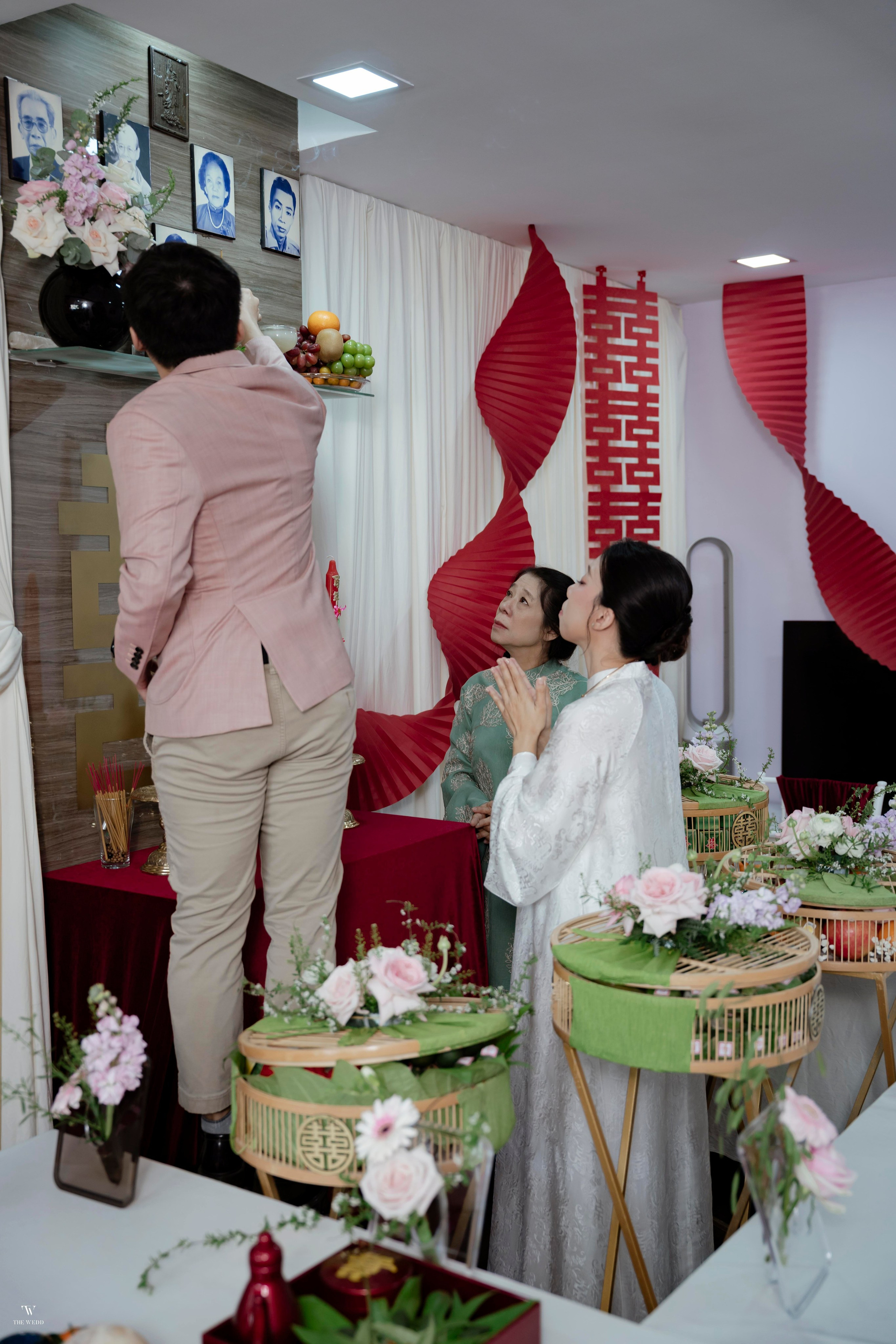 HUNG & CAT. WEDDING PHOTOGRAPHER IN VIETNAM