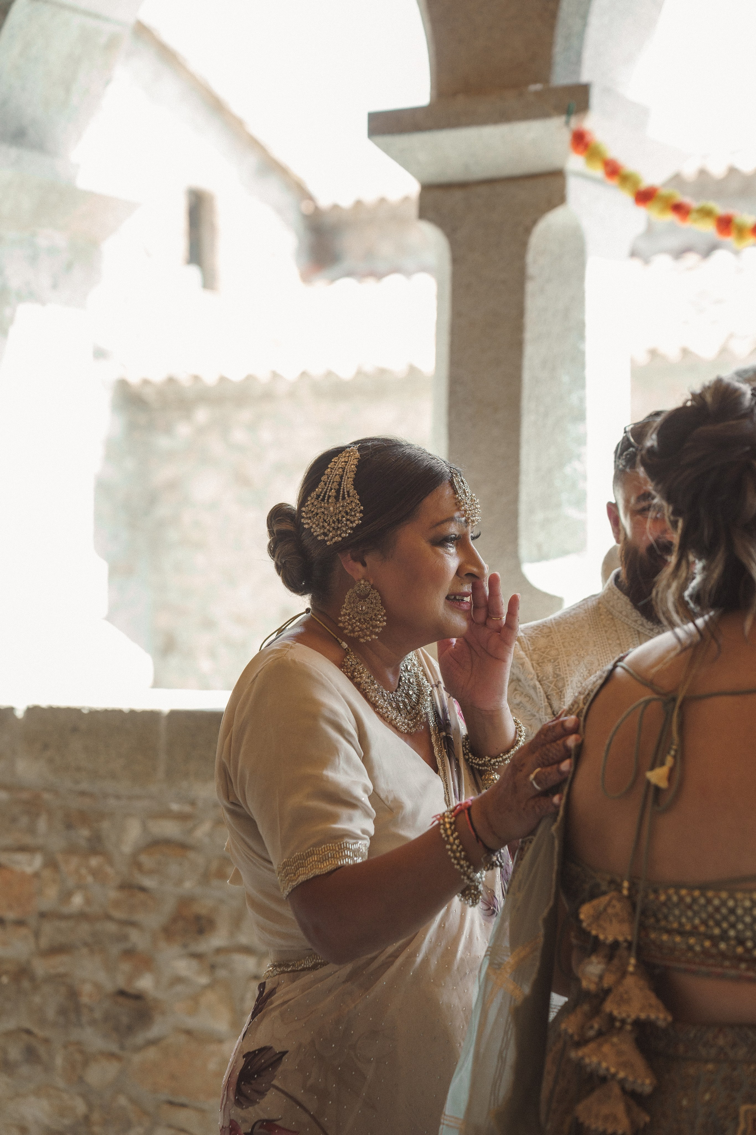 Patrik & Naomi. Monestir Sant Salvi. Paola wedding photographer / videographer in Barcelona