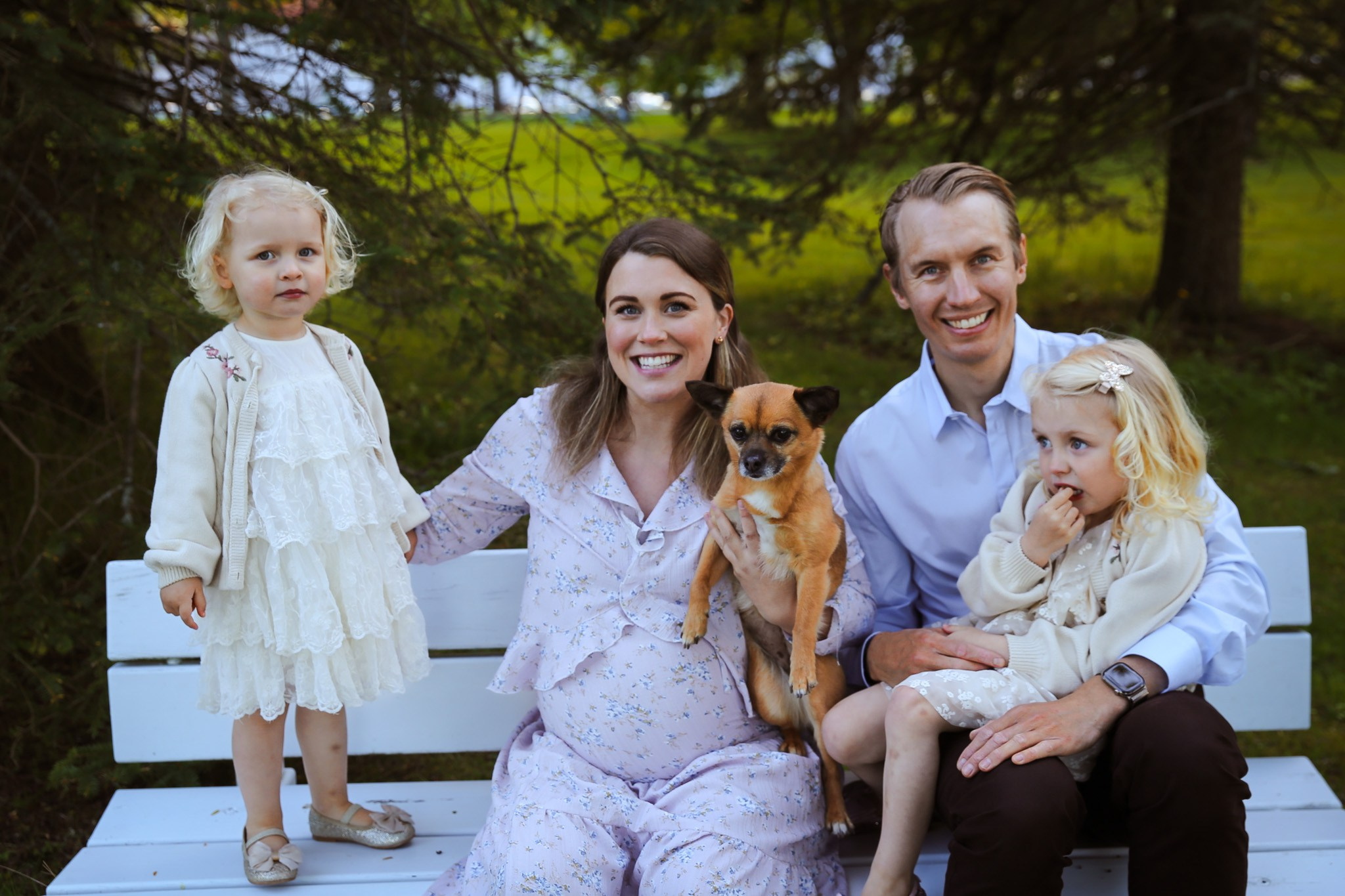 Ulrika & Family: Expecting Joy. Photographer Elina Palmgren