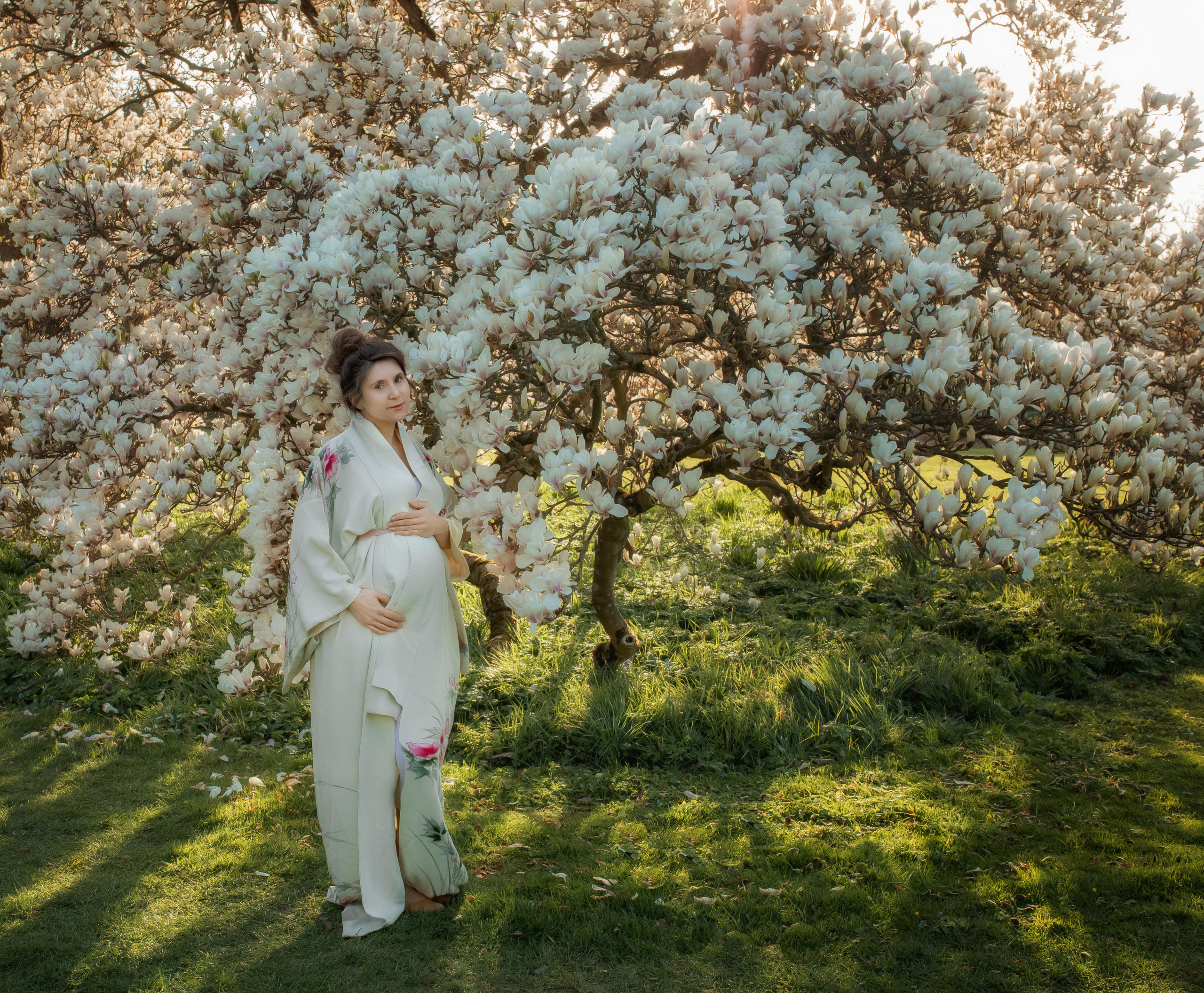 Babybauch. Fotograf für Hochzeits- und Familienfotos in Buchen (Odenwald) Mosbach