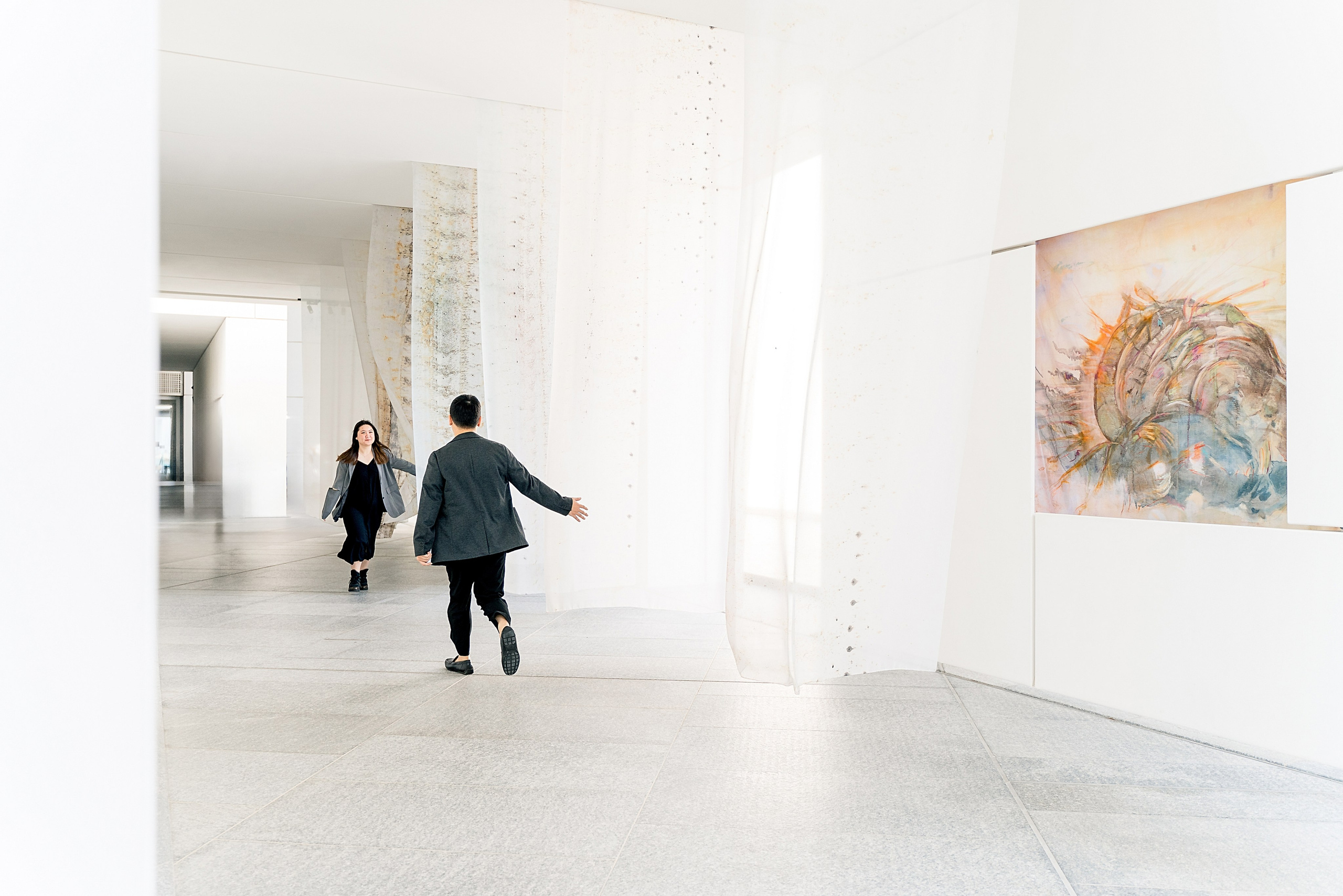 Love story Louvre Abu Dhabi. Фотограф в Абу Даби Марина