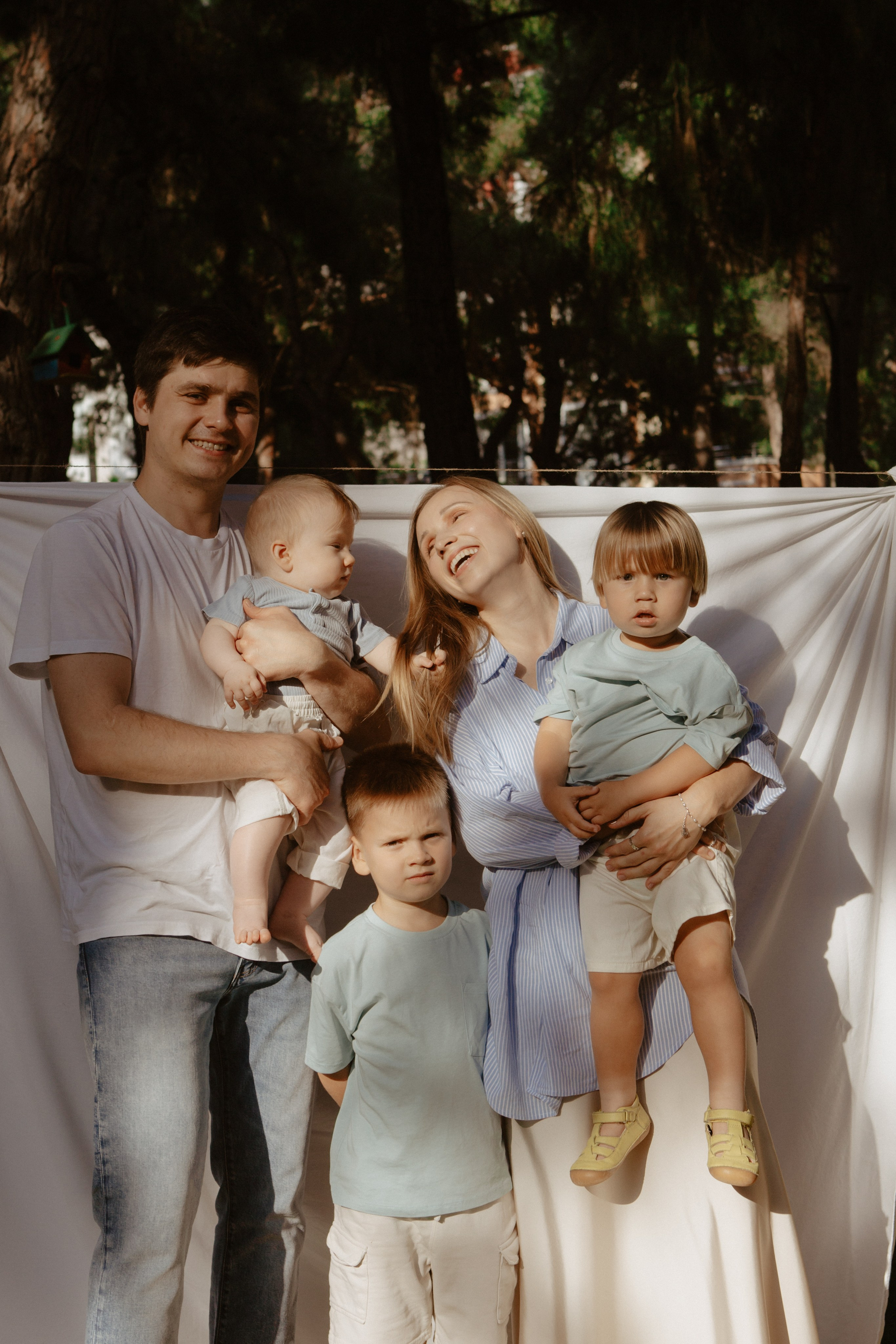 Gulnara, Rail, Ryan, Robert and Rafael. Photographer Lisbon|Portugal Nadiya Kharytonenko