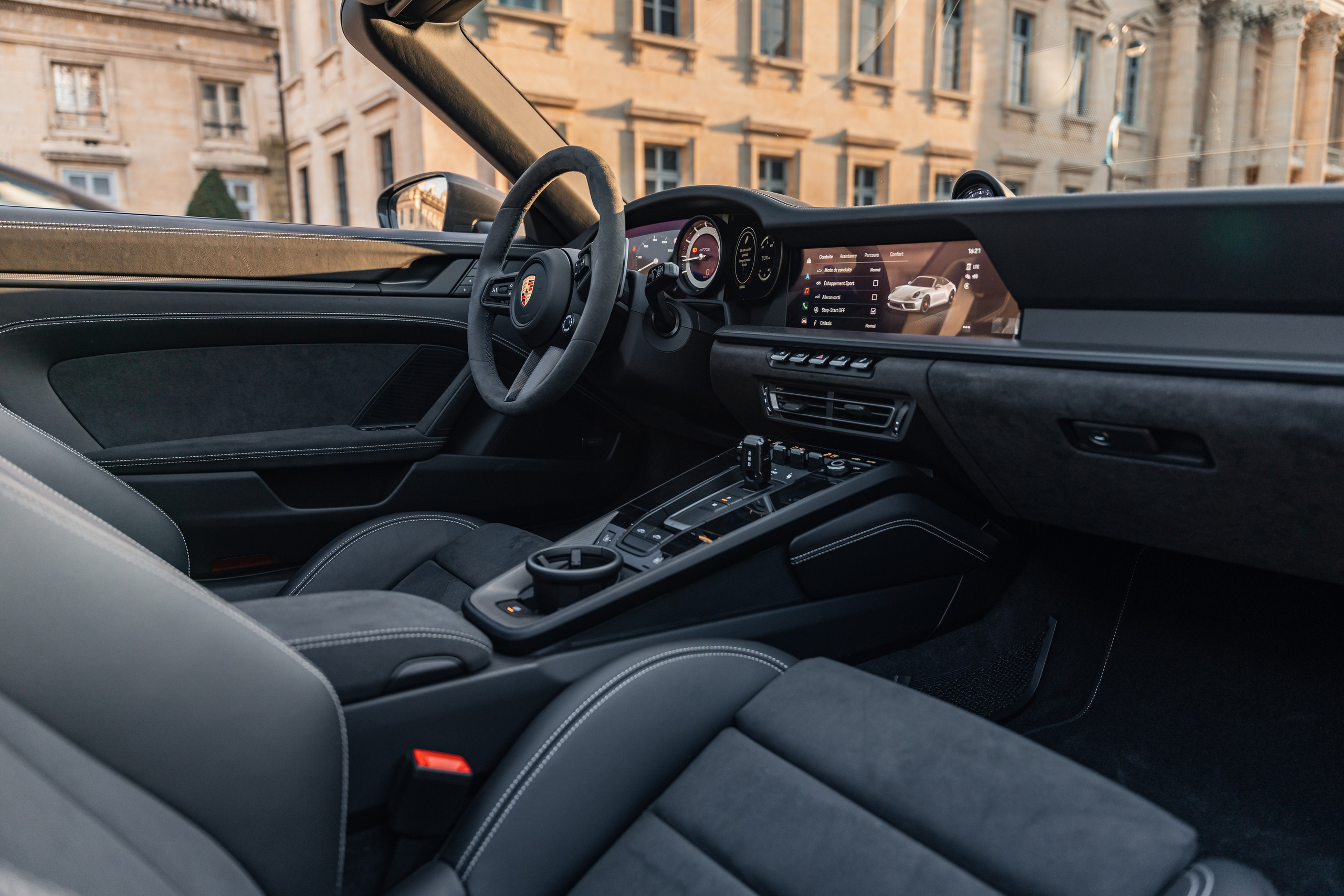 Porsche 911 Targa 4 GTS. Photographe de voitures à Paris — Vitalii Motruk