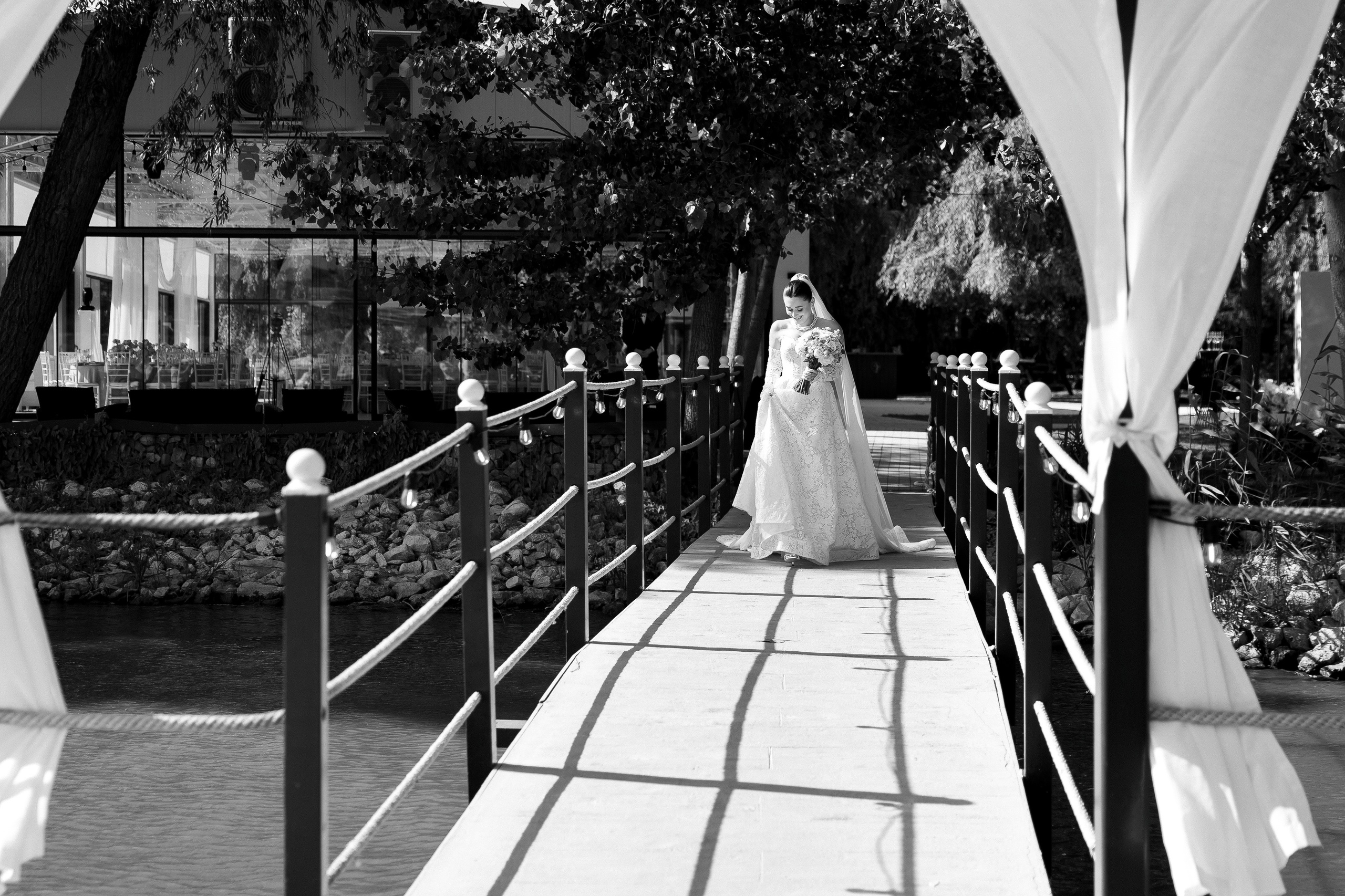 Florin & Corina — Complexul Turistic Costesti — Wedding Day. Servicii Foto și Video 067188353