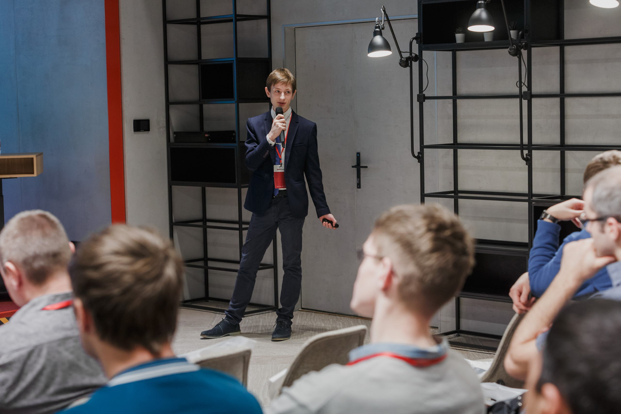 Conferencias. Fotógrafo de retrato, familia y reportajes en Valencia | España | Europa Vitalii Lumier