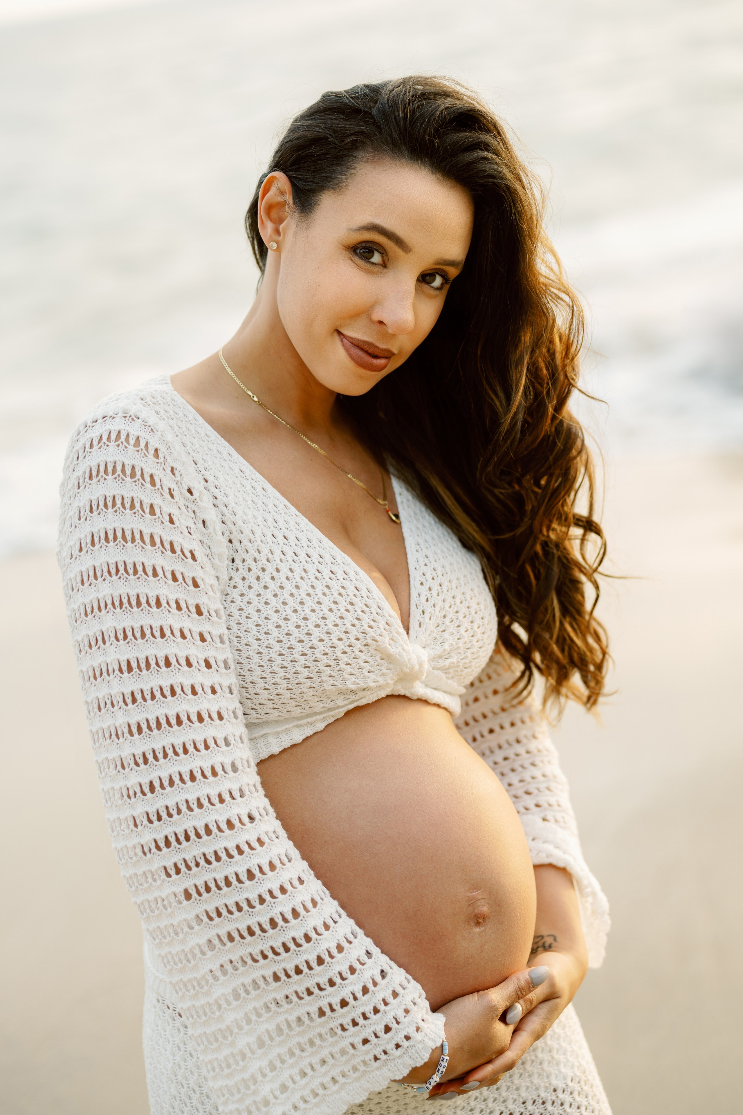 Maternity Photoshoot at Laguna Beach. Wedding Photography & Videography Team in California, Los Angeles, San Francisco, San Diego and Travel