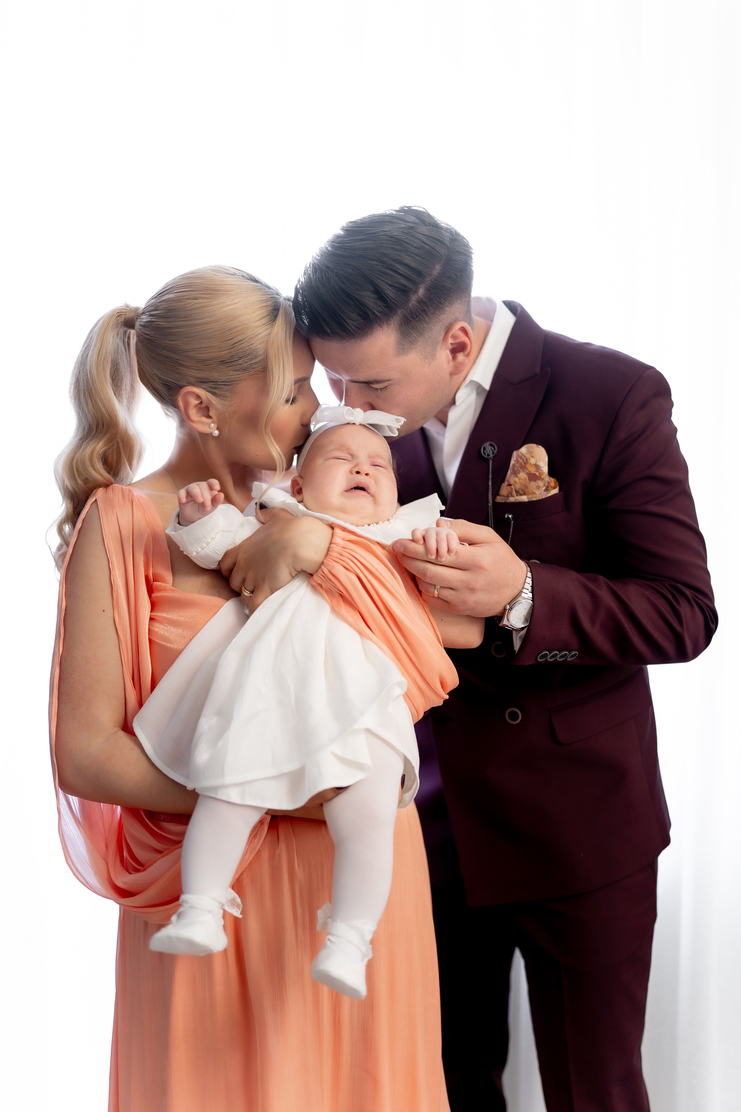 Ilinca. Mark Fazakas — Wedding Photographer