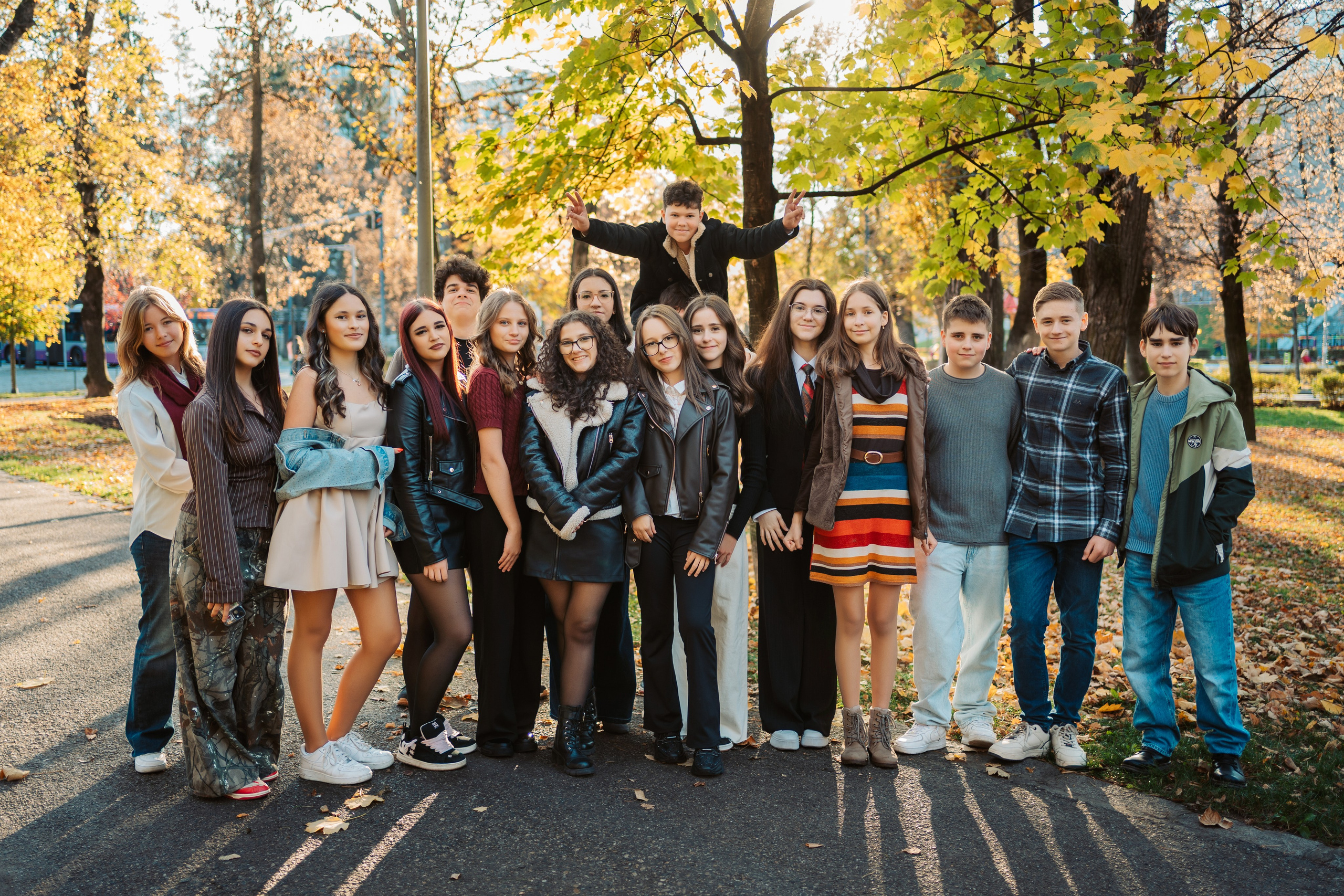 8A — Muzica. Contrast Studio