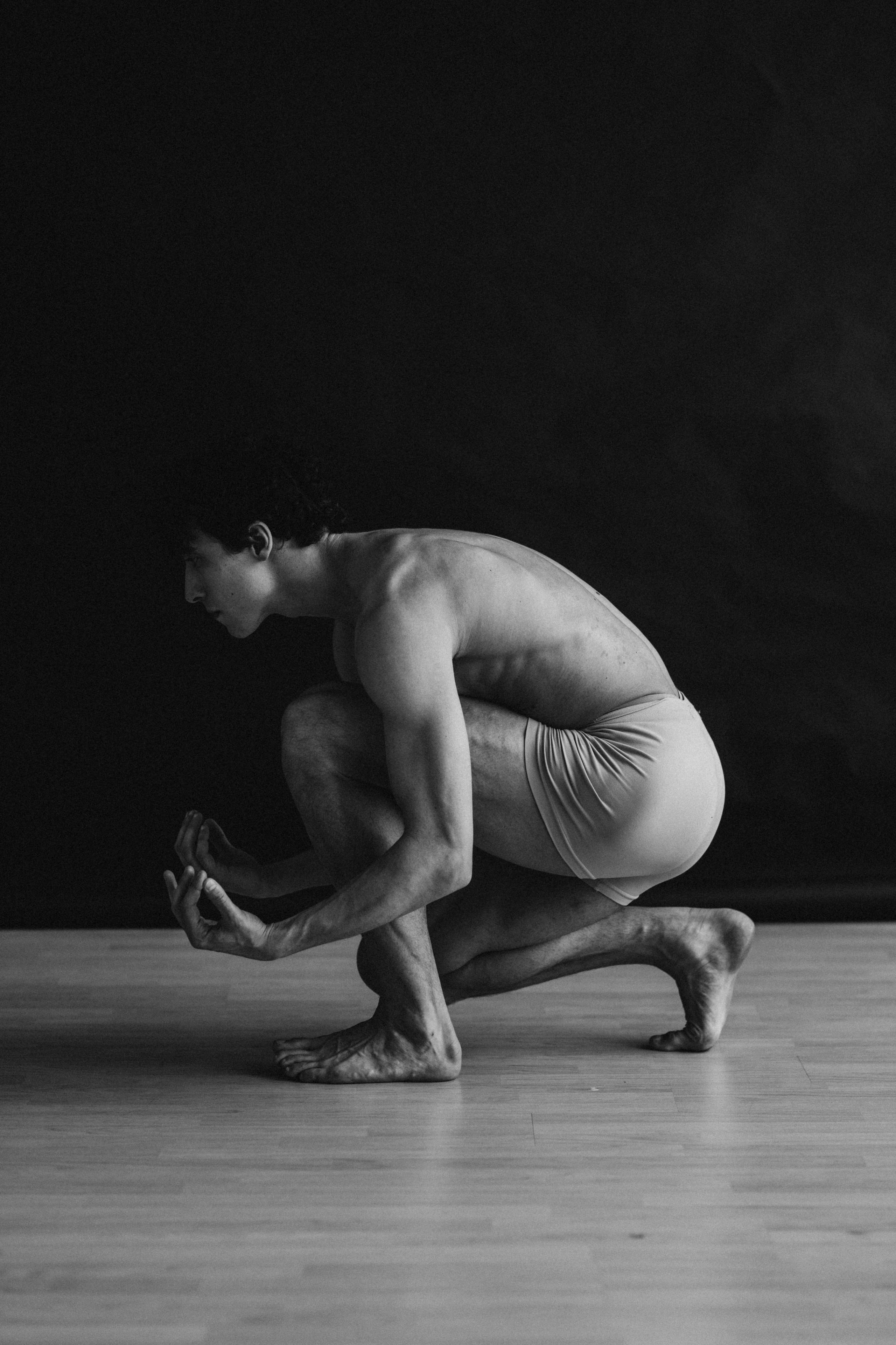 DANCERS. Victoria Olonen – Cinematic Portrait Artist | Helsinki & Europe