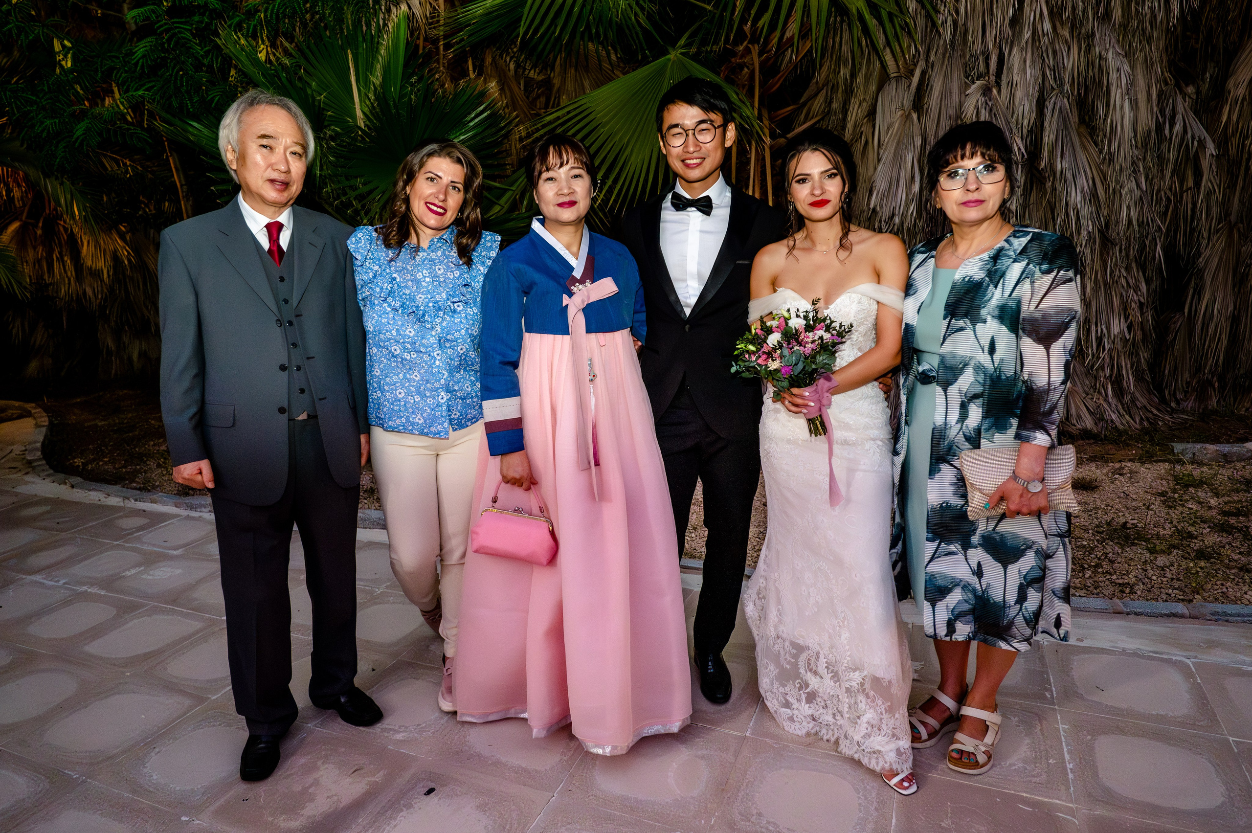 BYZO MEDIA. PETRU BYZO - family and children photographer in ROMANIA