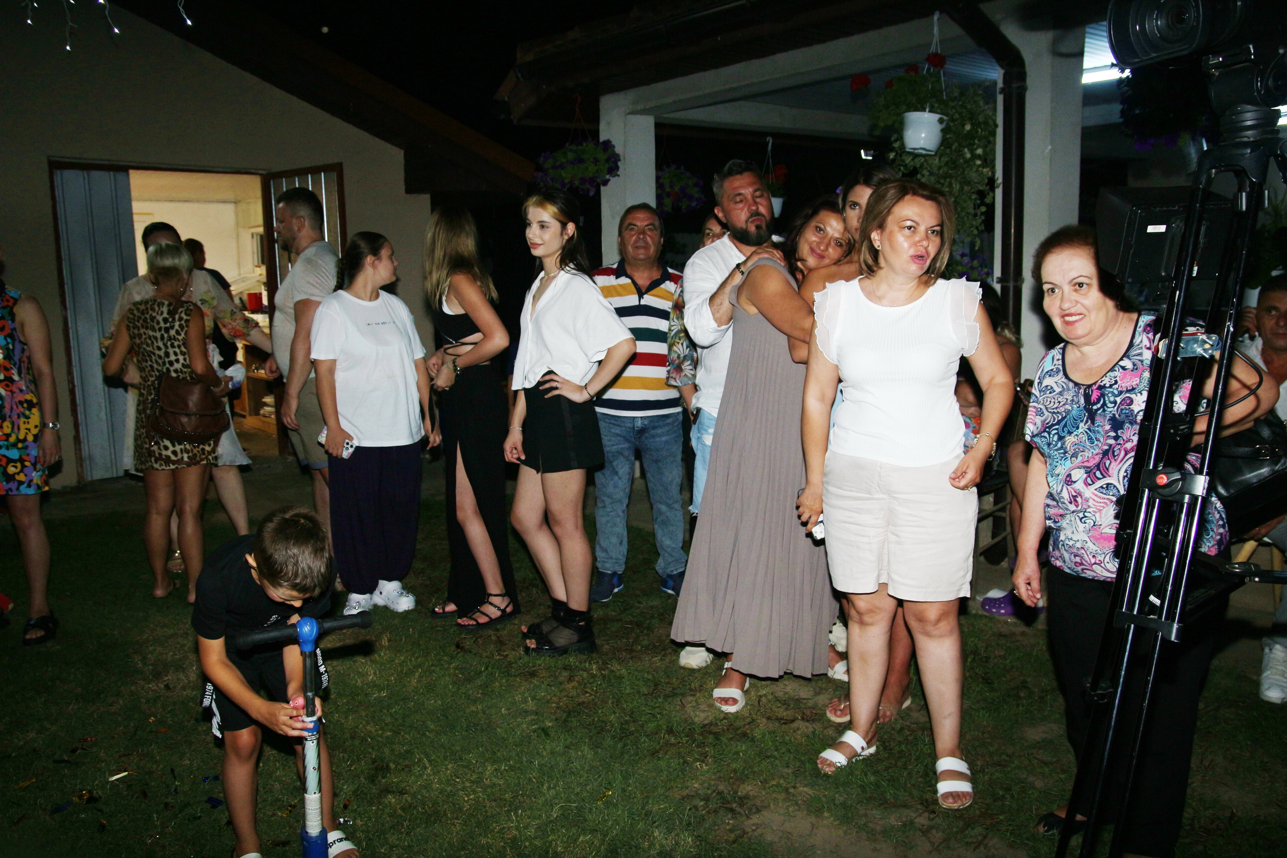 BYZO MEDIA. PETRU BYZO - family and children photographer in ROMANIA