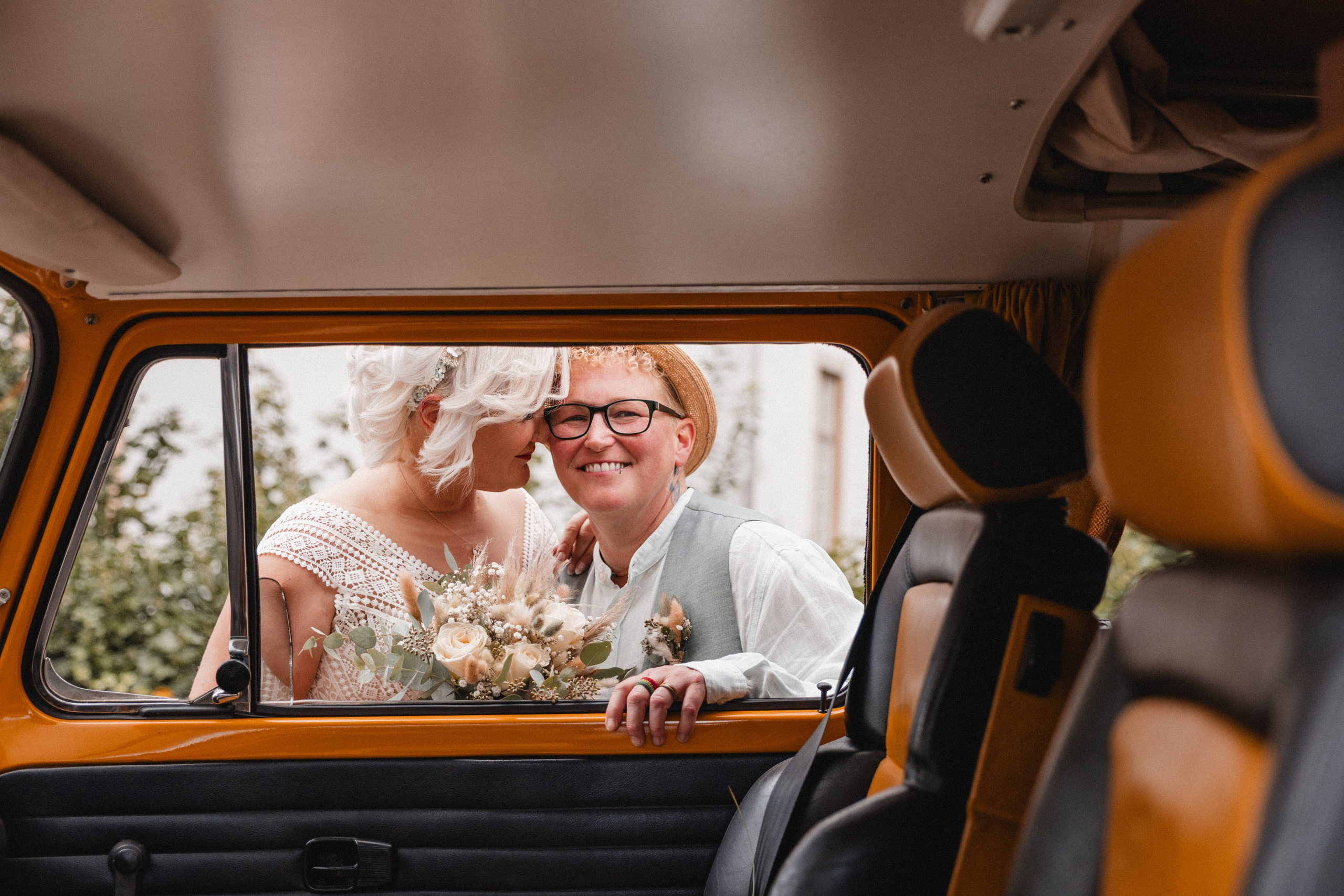 Cathi & Ela | Schloß Borbeck. Hochzeitsfotografie |Hochzeitsfotograf Bochum | Hochzeitsfotograf Dortmund | Hochzeitsfotograf Essen | Hochzeitsfotograf Ruhrgebiet