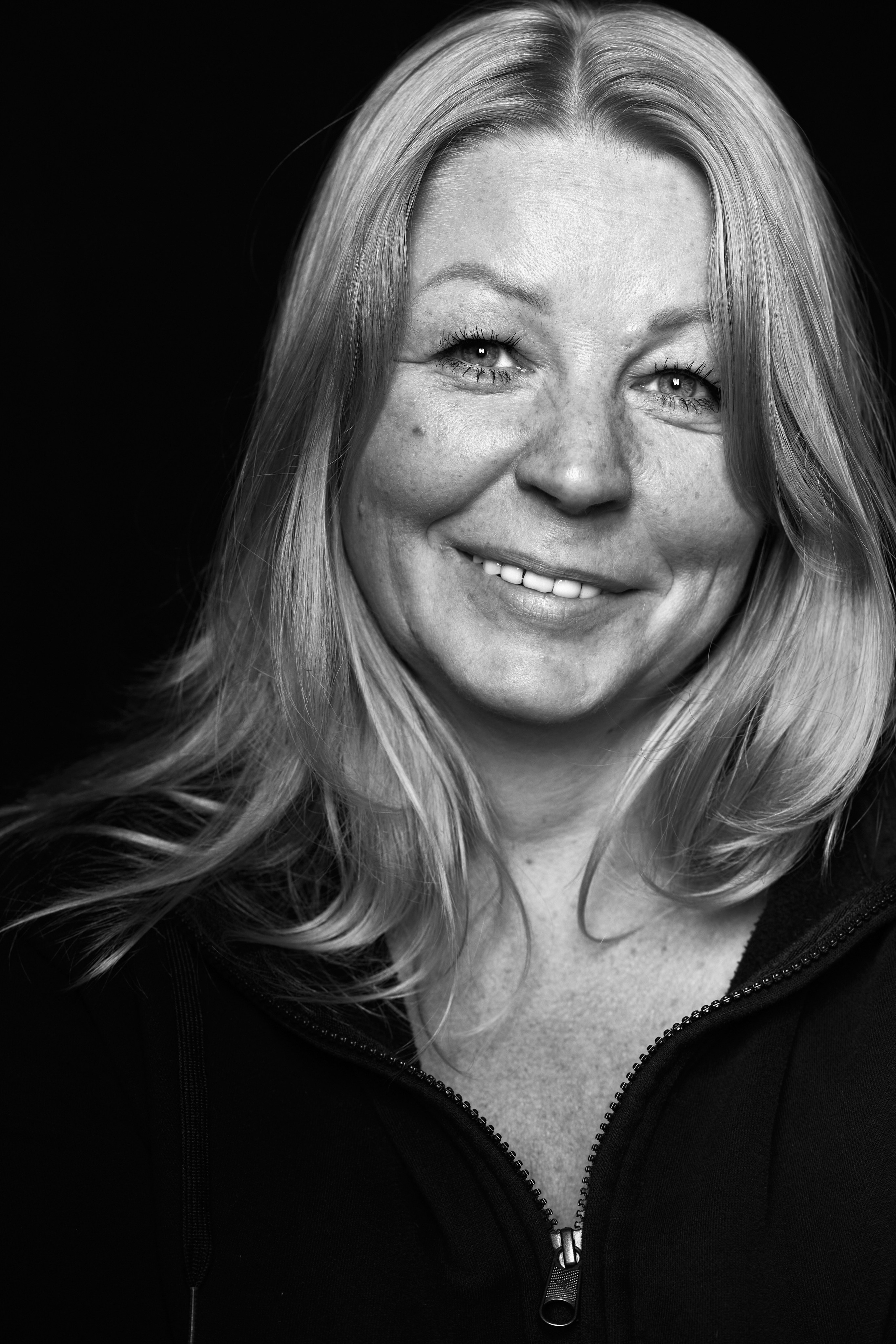 Portrait photographer in Riga. Photographer in Doha, Qatar