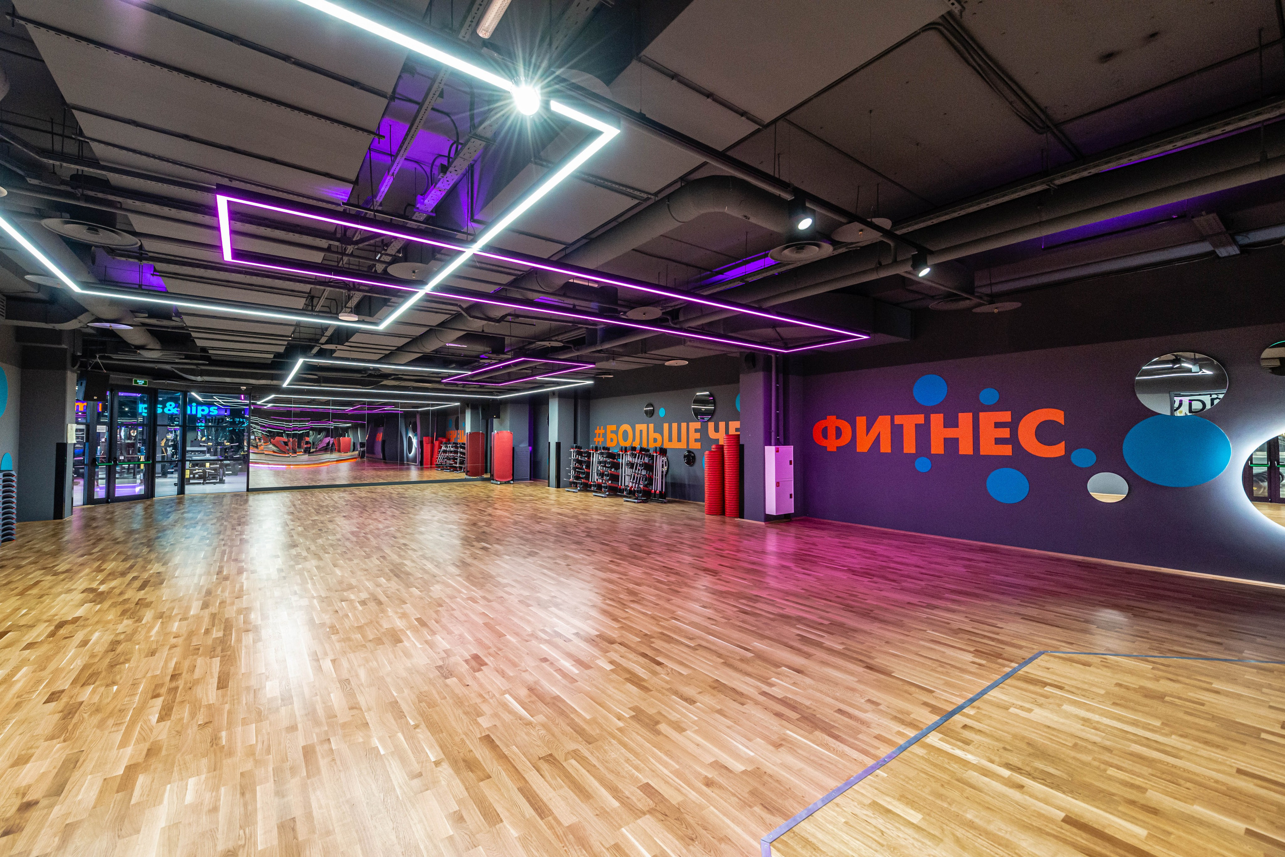 Фитнес-клуб DDX Fitness в Ростокино. PHOTOGRAPHER QUINTANA ROO