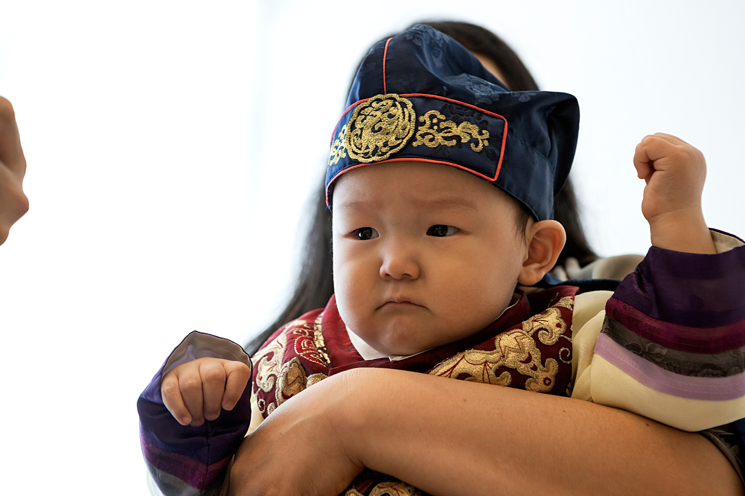 Артём в студии. Фотограф беременности, ньюборн и годовасиков в Корее Жанна Хан