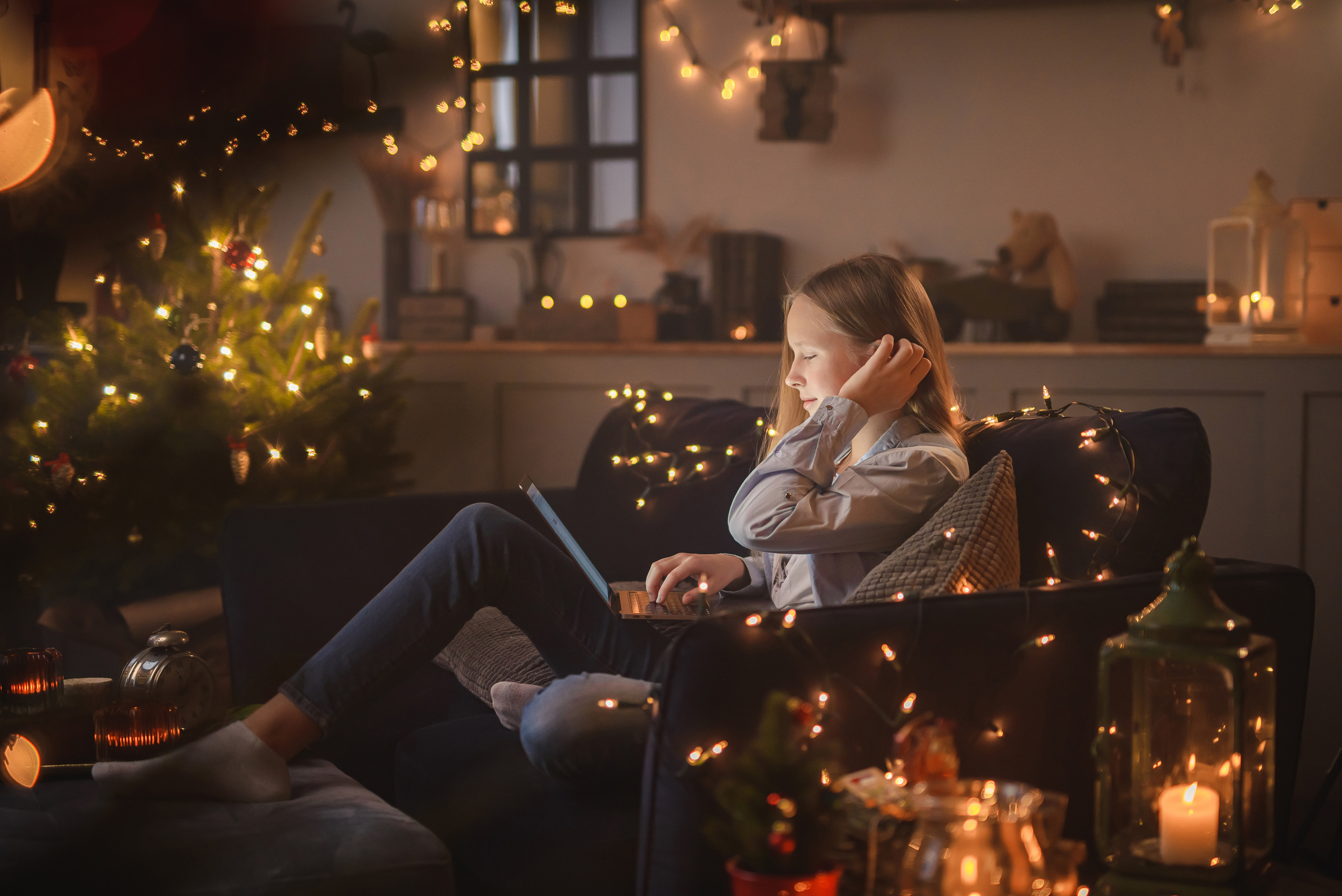 Agata. Fotogrāfs Rīgā. Gīmenes, individuālās un dažādu produktu fotosesijas