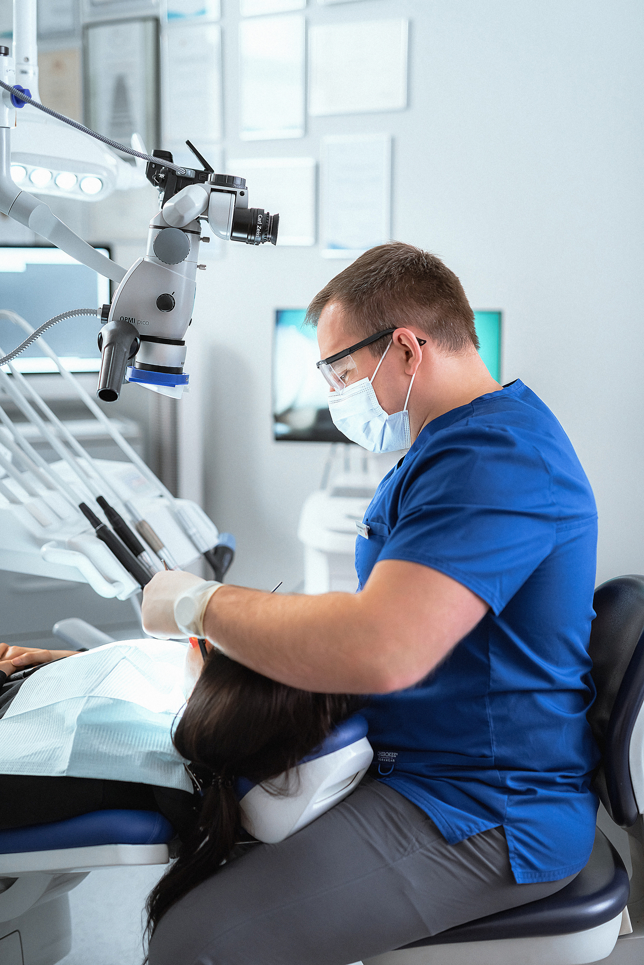 Dr. M. Barkovskis. Fotogrāfs Rīgā. Gīmenes, individuālās un dažādu produktu fotosesijas