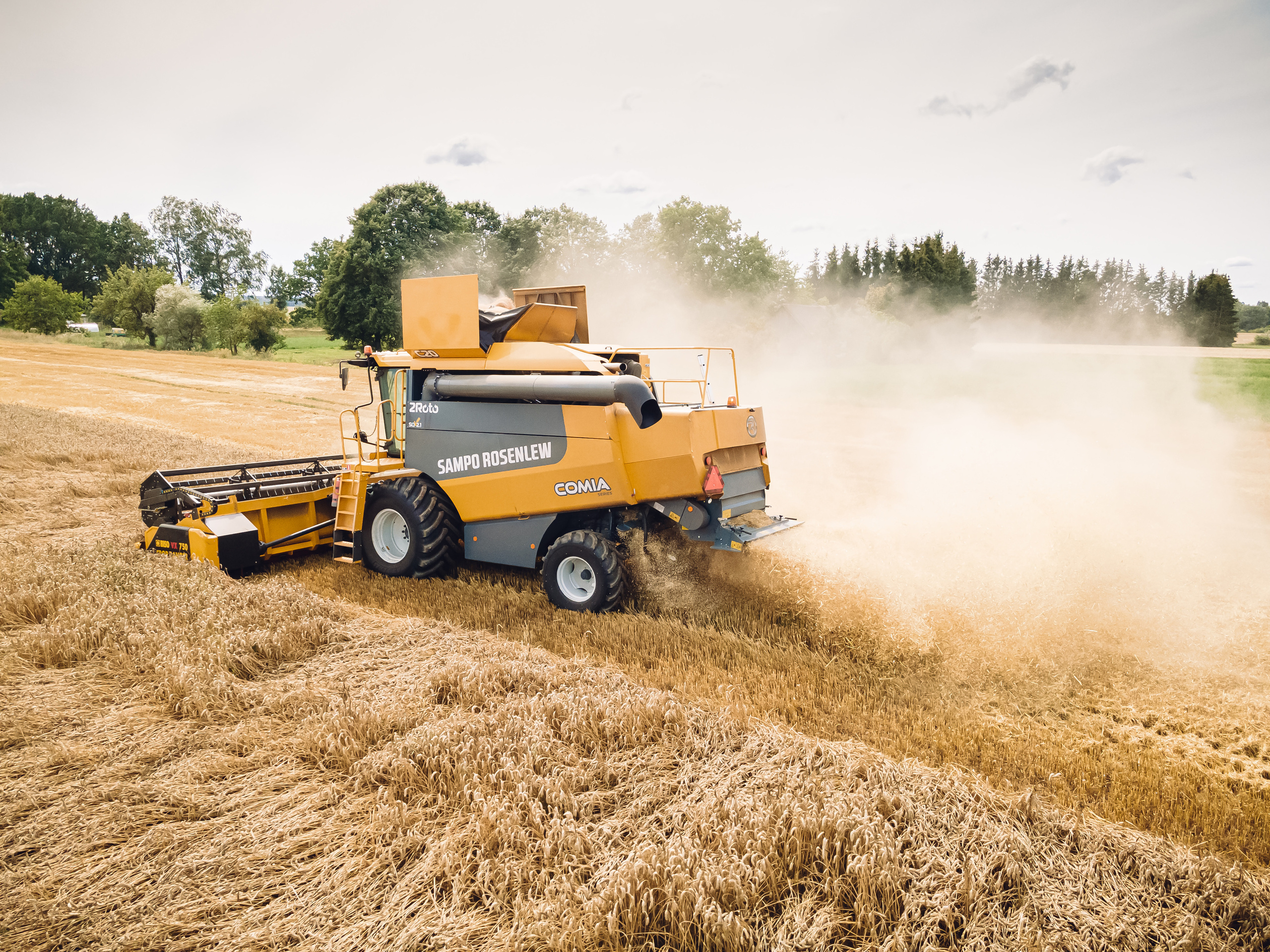Armuss. Fotogrāfs Rīgā. Gīmenes, individuālās un dažādu produktu fotosesijas