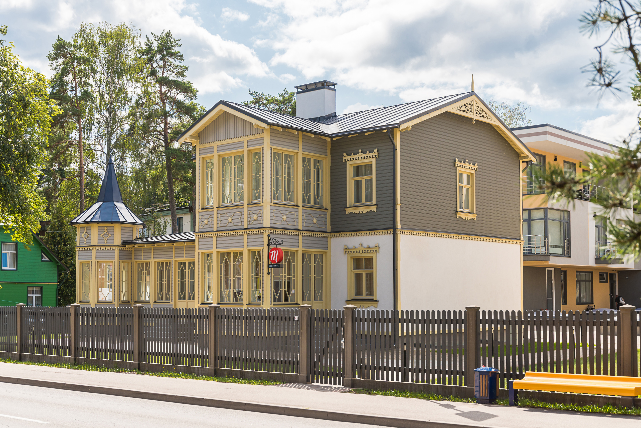 Apart Hotel — Black Pearl. Fotogrāfs Rīgā. Gīmenes, individuālās un dažādu produktu fotosesijas