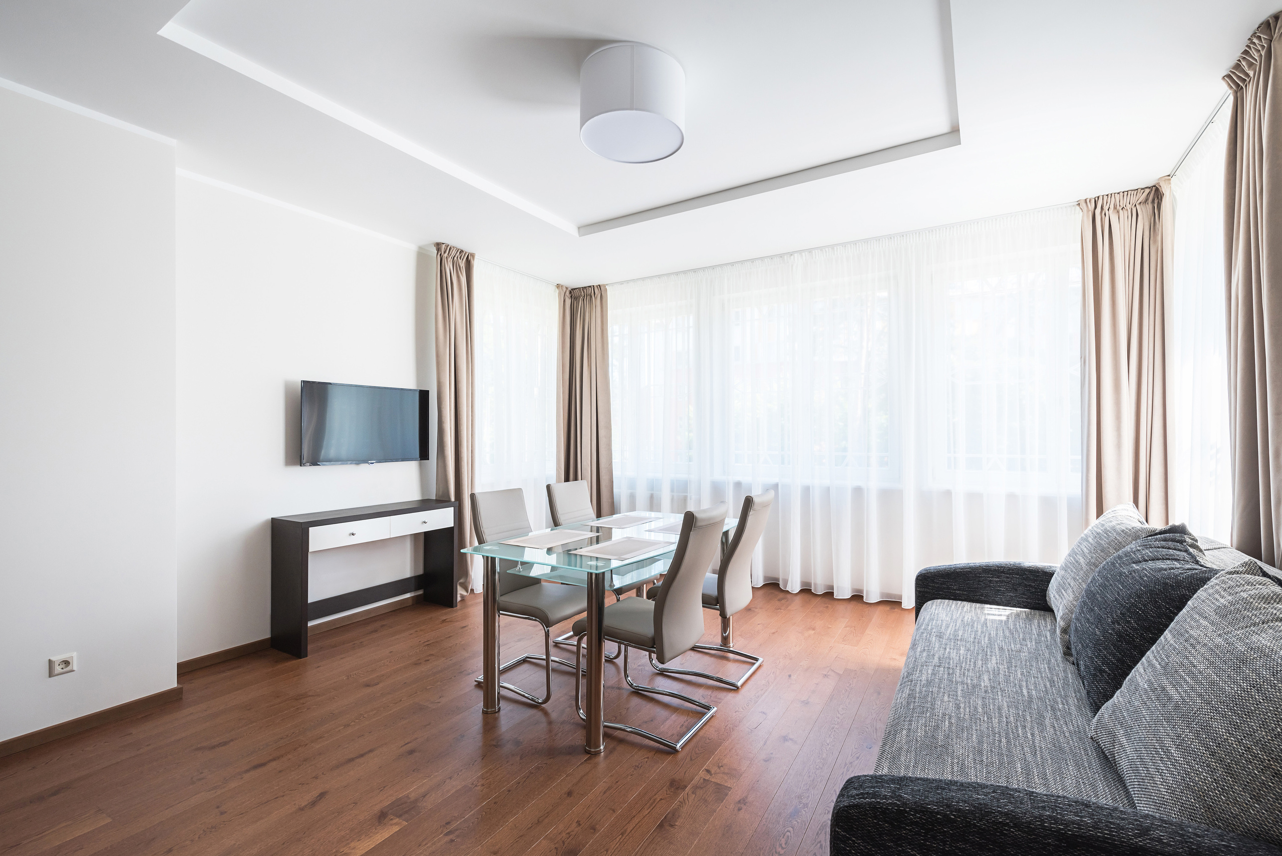 Apart Hotel — Black Pearl. Fotogrāfs Rīgā. Gīmenes, individuālās un dažādu produktu fotosesijas