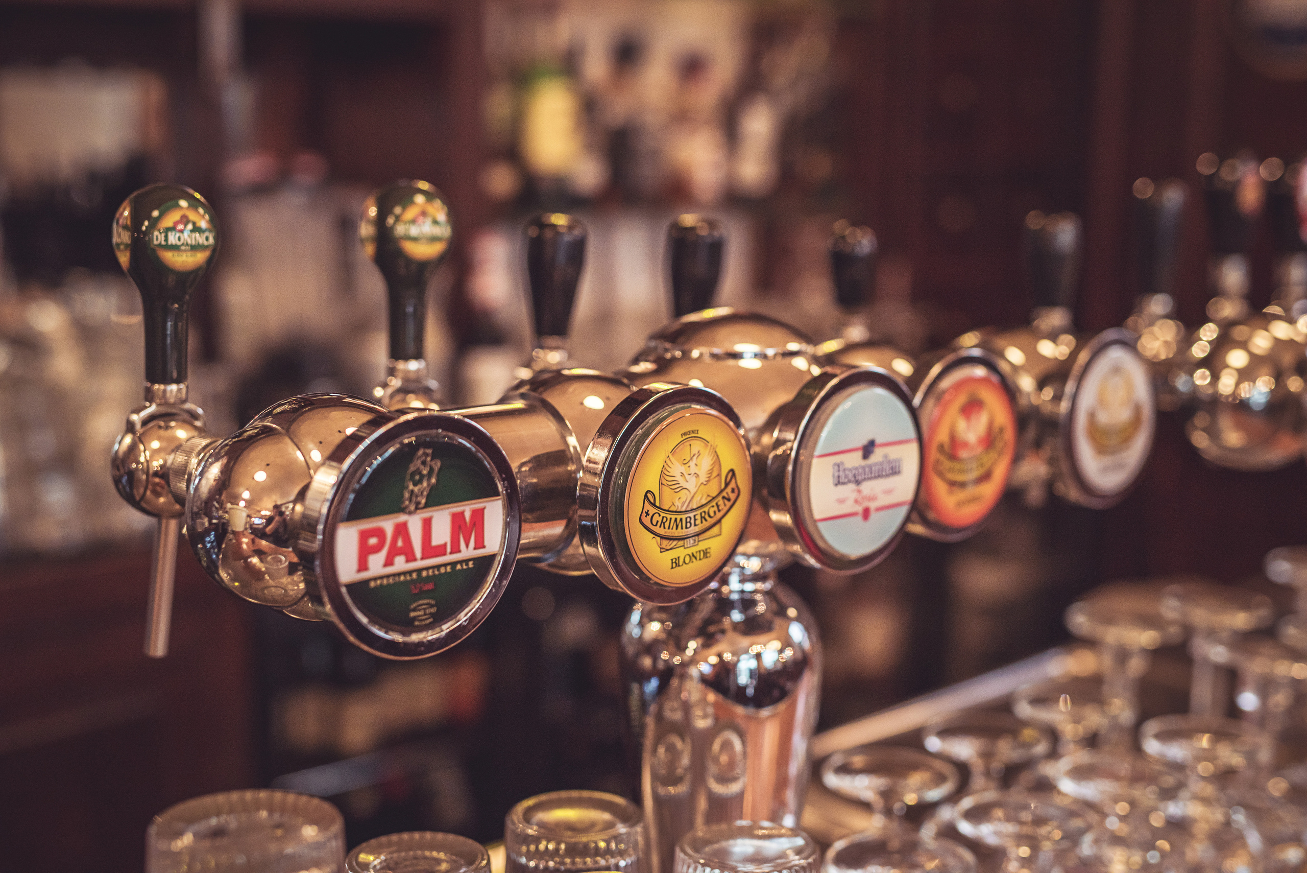 Bon ViVant Beer Pub. Fotogrāfs Rīgā. Gīmenes, individuālās un dažādu produktu fotosesijas