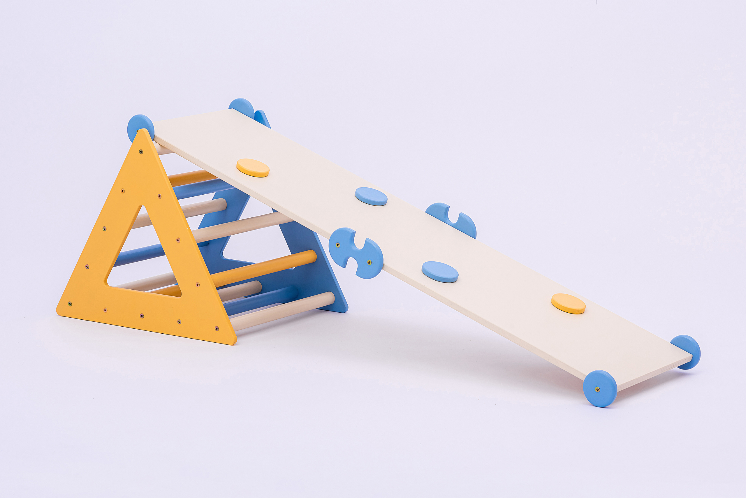 Fun C Gizmo’s. Fotogrāfs Rīgā. Gīmenes, individuālās un dažādu produktu fotosesijas