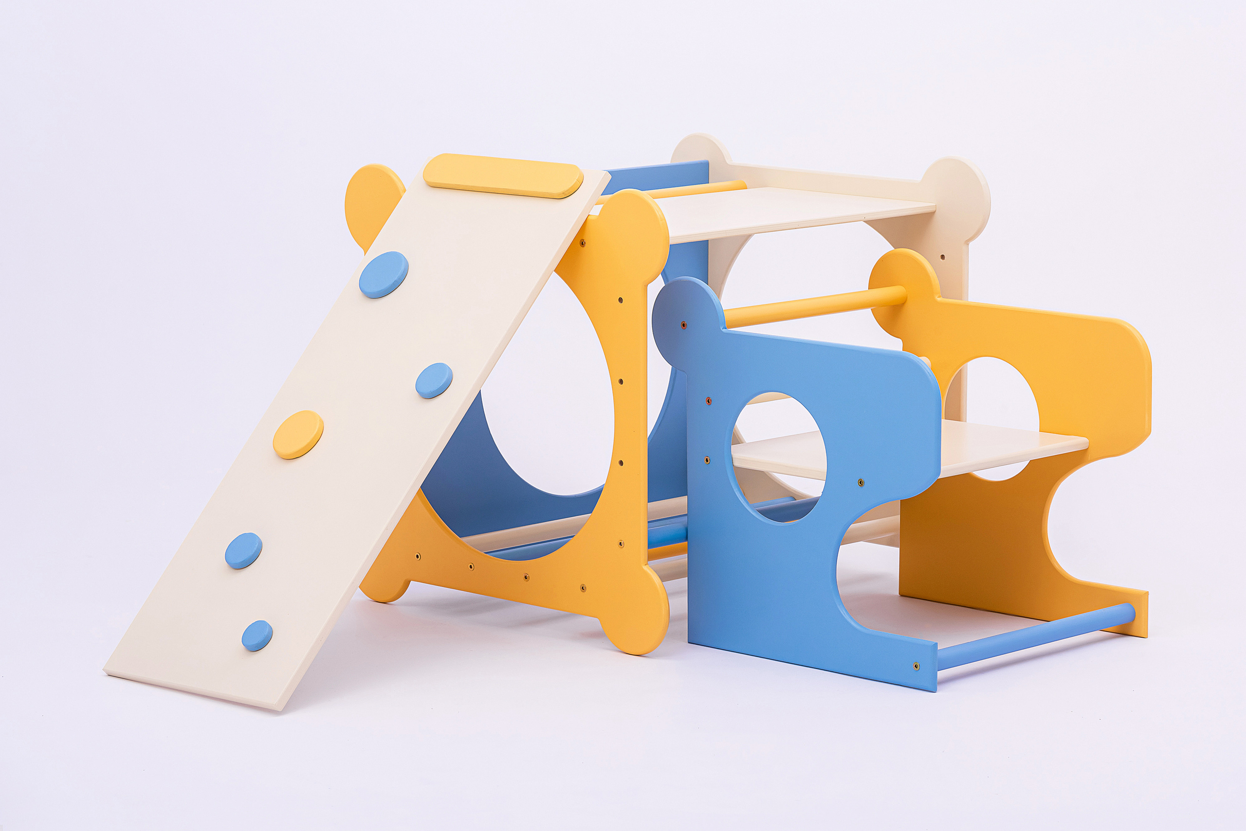 Fun C Gizmo’s. Fotogrāfs Rīgā. Gīmenes, individuālās un dažādu produktu fotosesijas