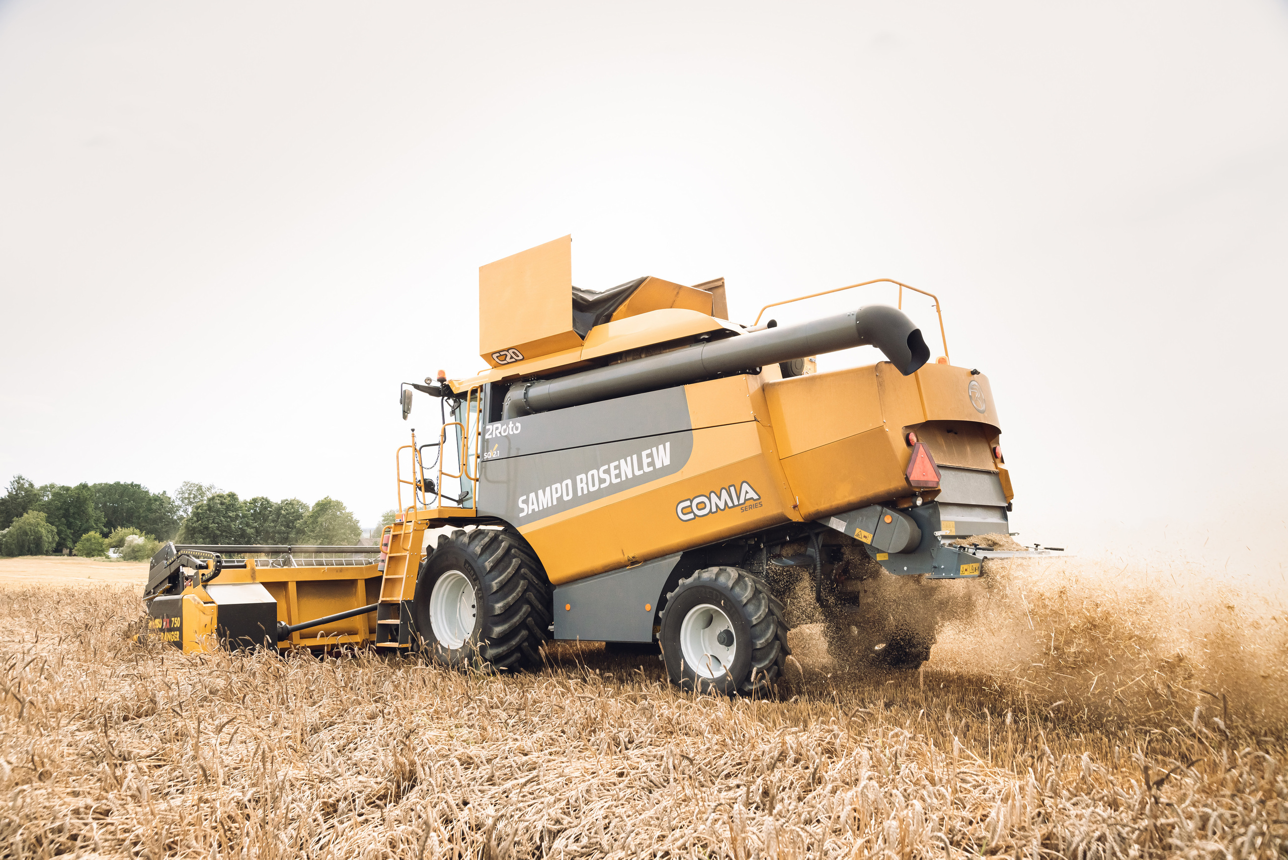 Armuss. Fotogrāfs Rīgā. Gīmenes, individuālās un dažādu produktu fotosesijas