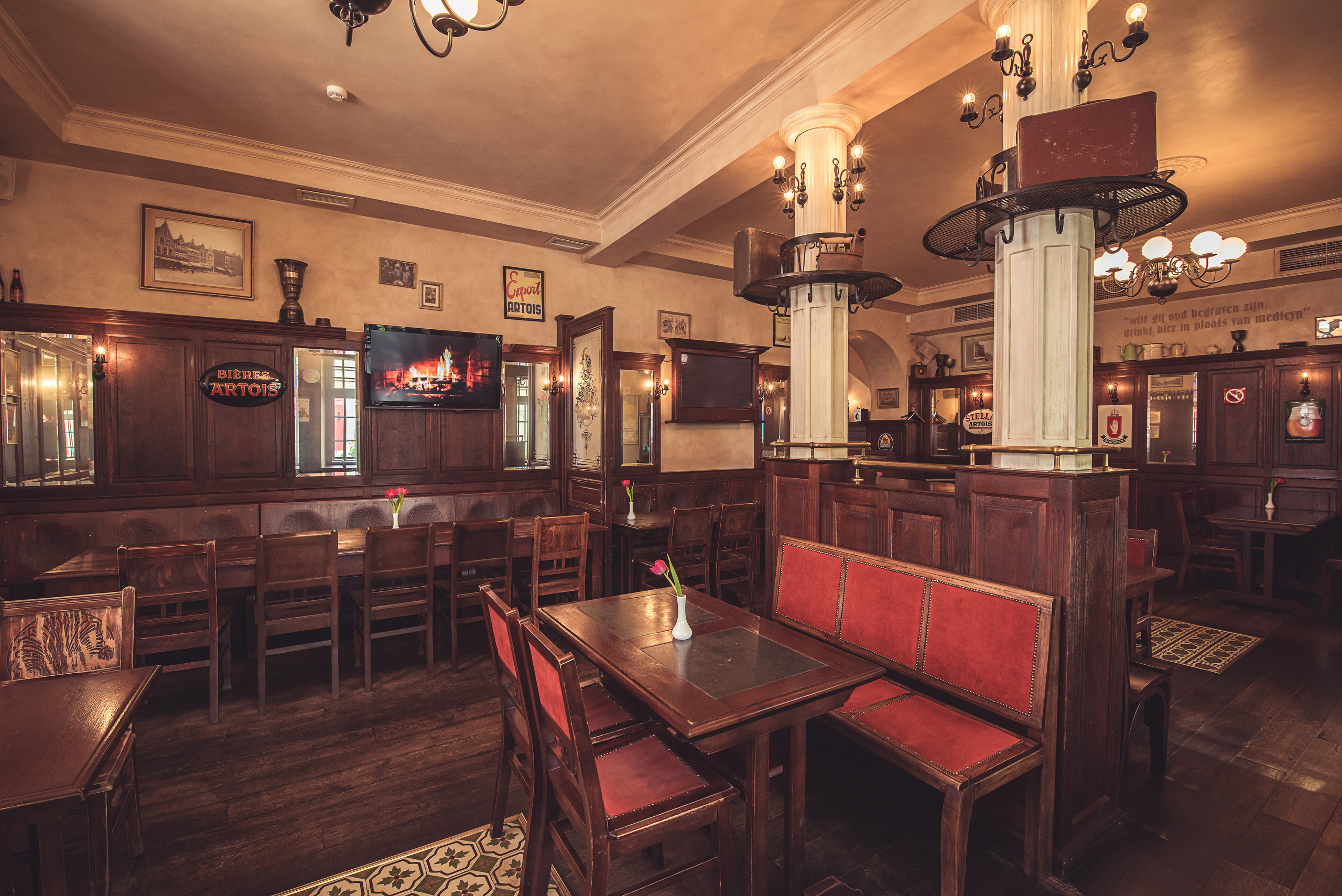 Bon ViVant Beer Pub. Fotogrāfs Rīgā. Gīmenes, individuālās un dažādu produktu fotosesijas