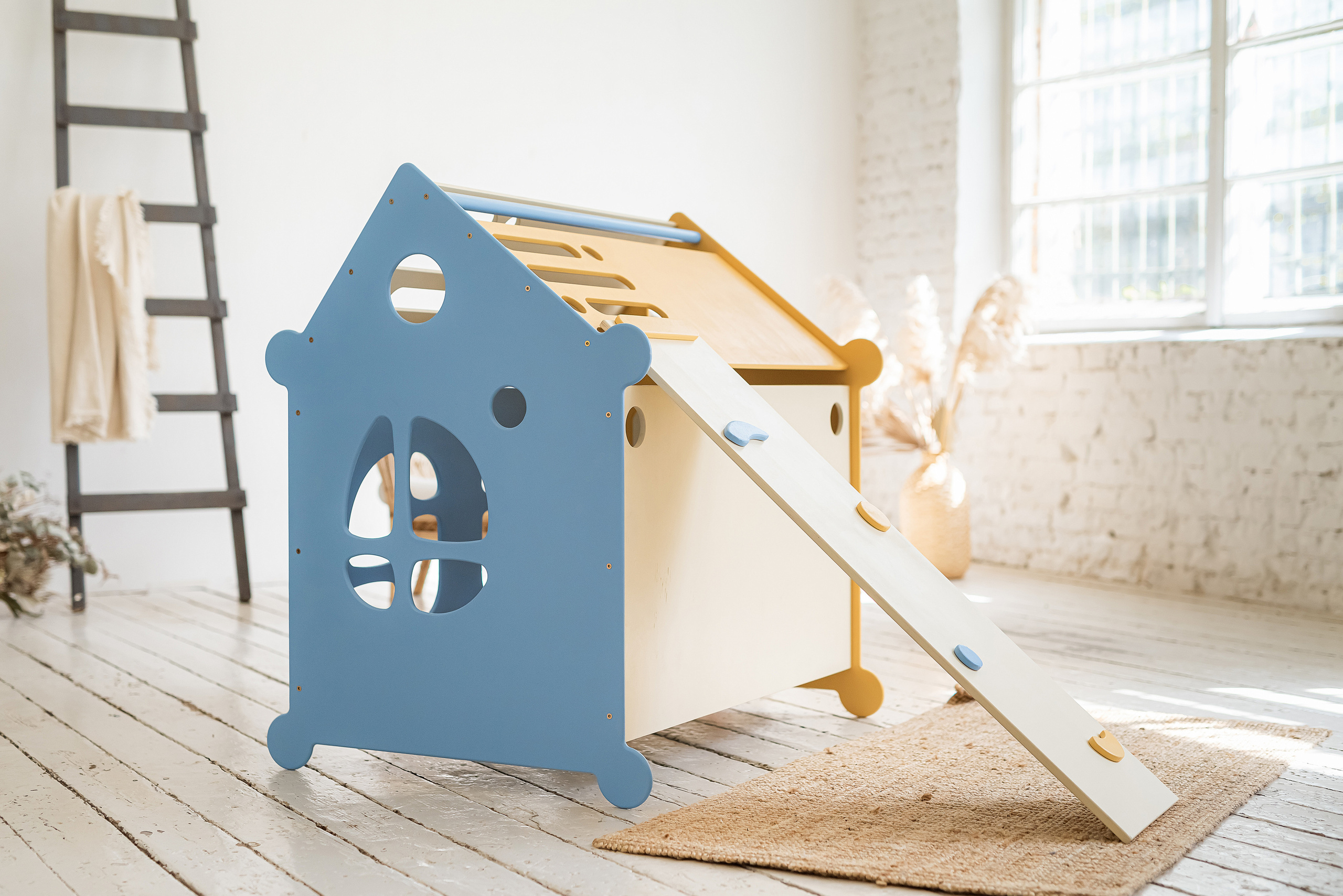 Fun C Gizmo — Toys. Fotogrāfs Rīgā. Gīmenes, individuālās un dažādu produktu fotosesijas