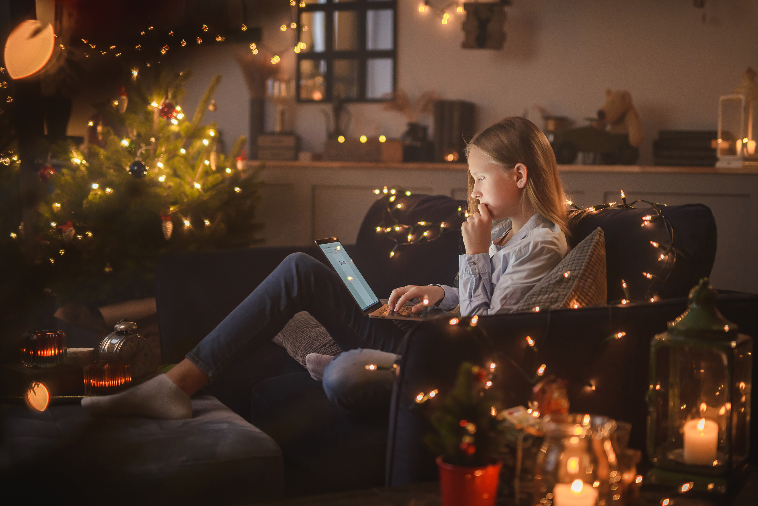 Agata. Fotogrāfs Rīgā. Gīmenes, individuālās un dažādu produktu fotosesijas