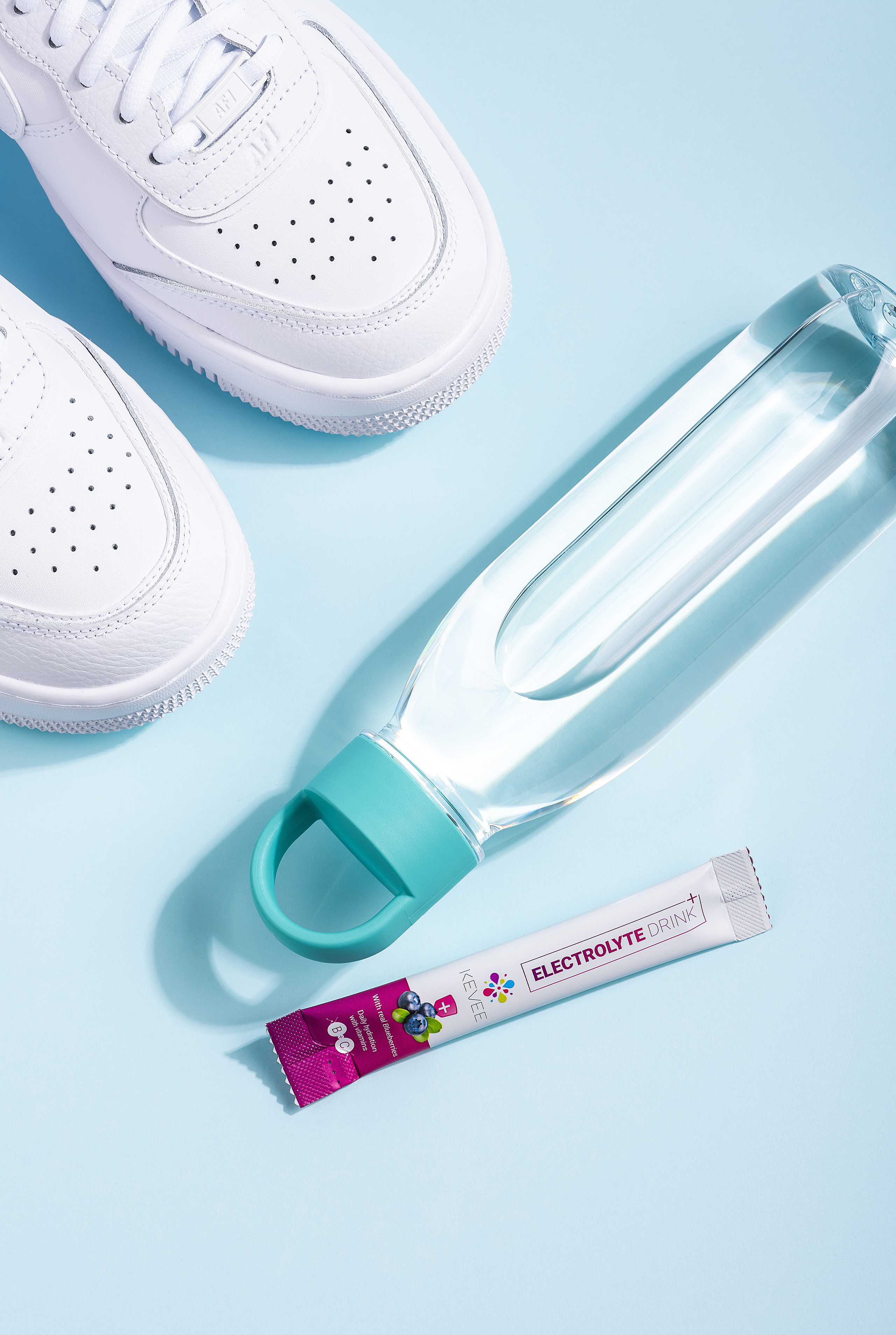 Kevee Drinks. Fotogrāfs Rīgā. Gīmenes, individuālās un dažādu produktu fotosesijas