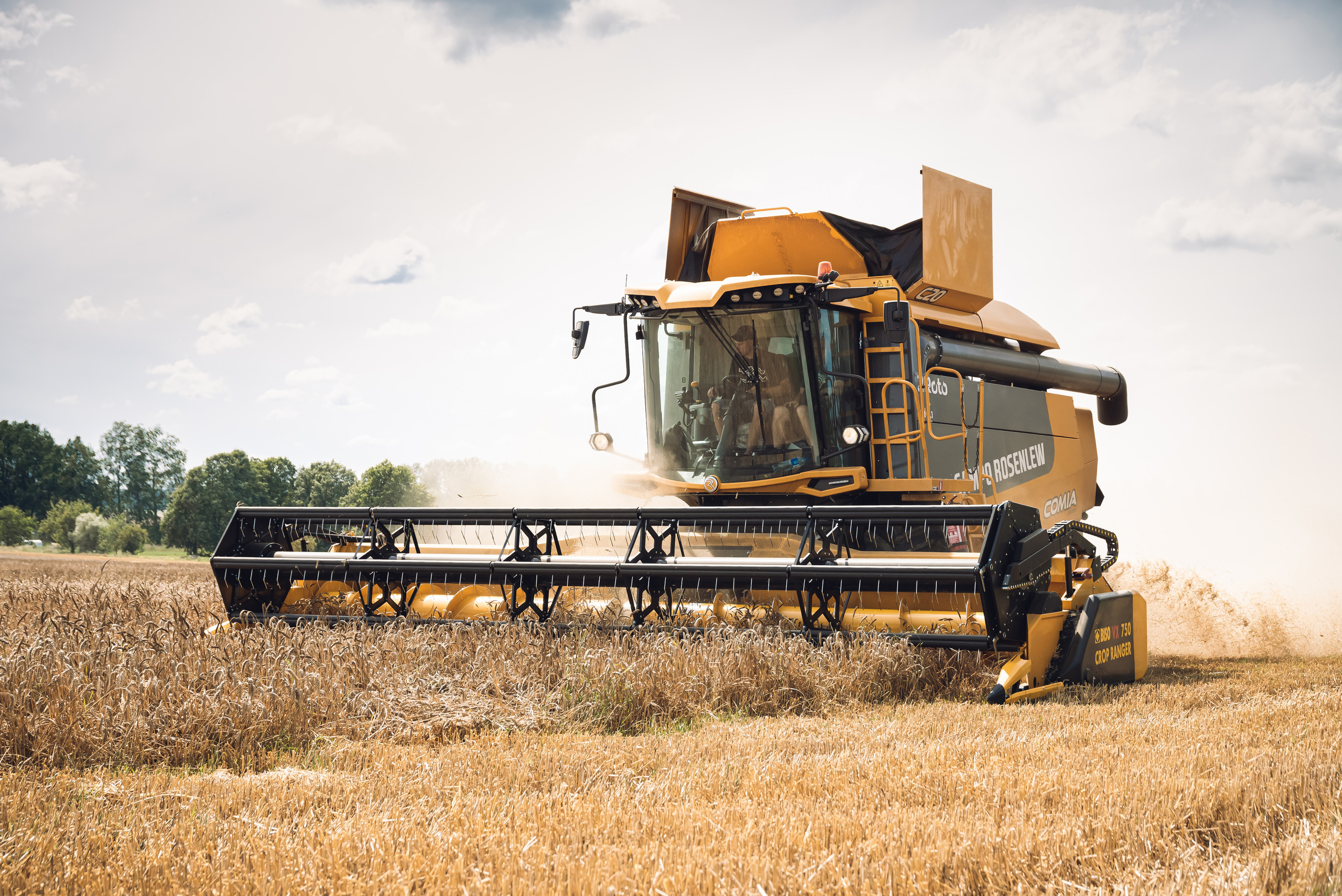 Armuss. Fotogrāfs Rīgā. Gīmenes, individuālās un dažādu produktu fotosesijas