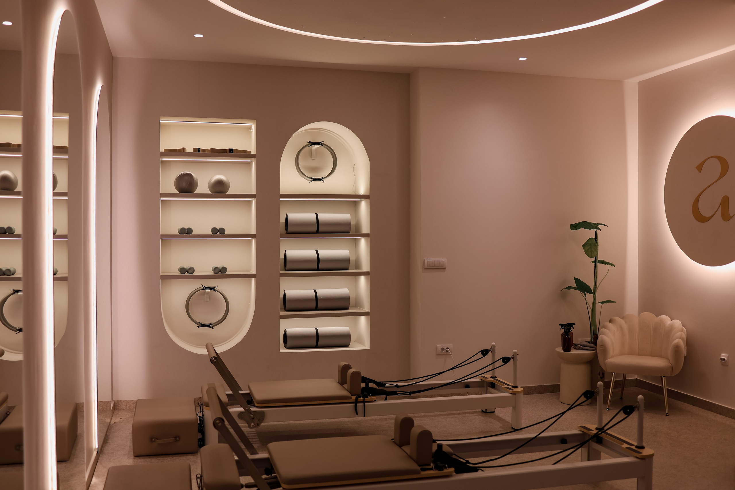 Aura Pilates — enterijer. Marizella Photography