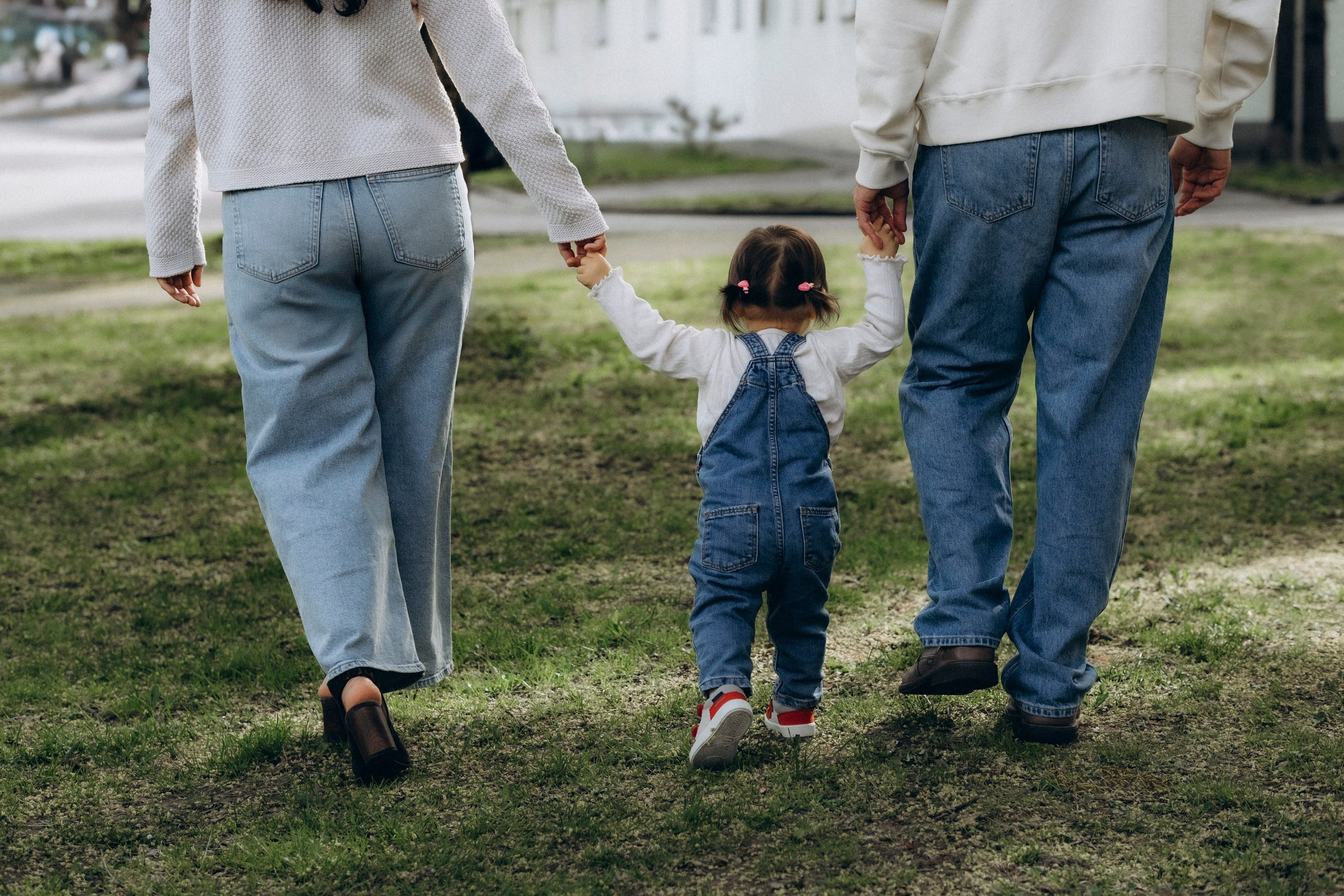 Kirill, Inga & Lea in spring bloom. Фотографы Минск и мир