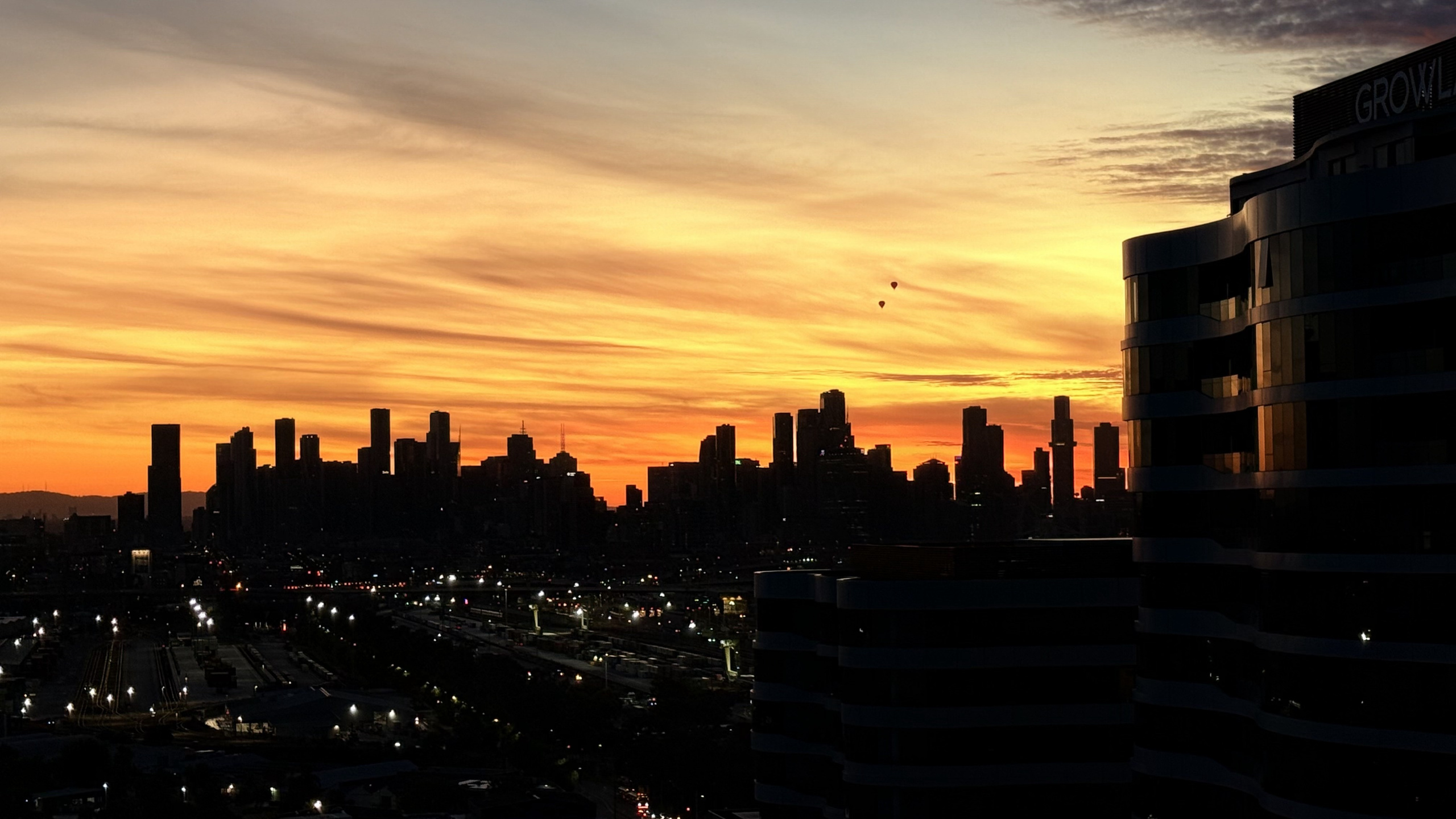 WallMuse. MHCreative is family-oriented photographer based in SYDNEY