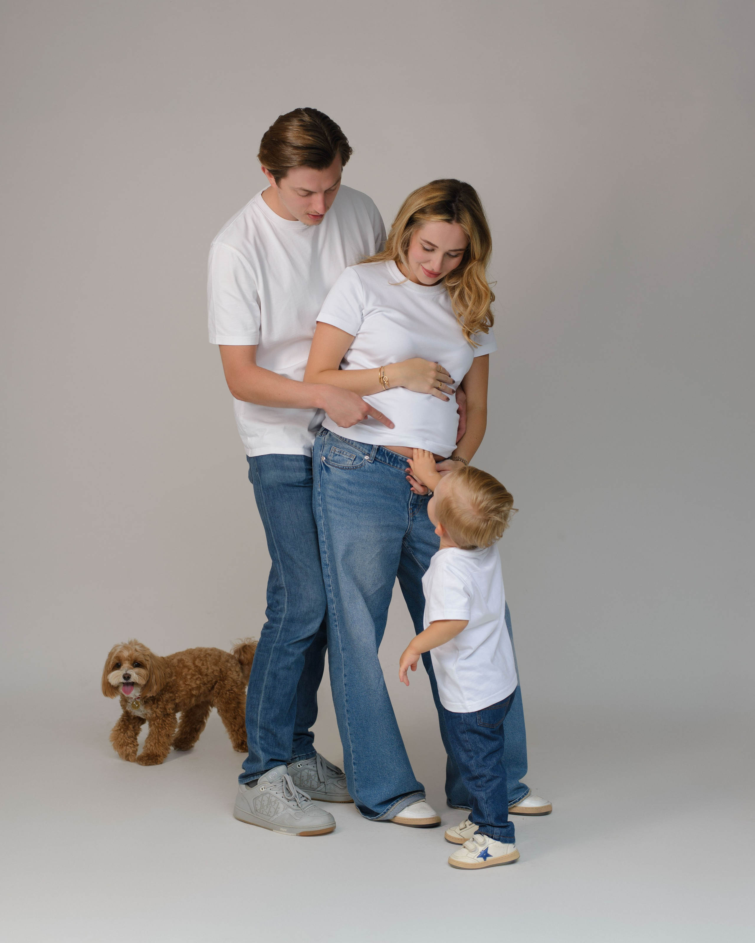 New born & Family. Julia Kuzmovych personal and pregnancy photographer in London