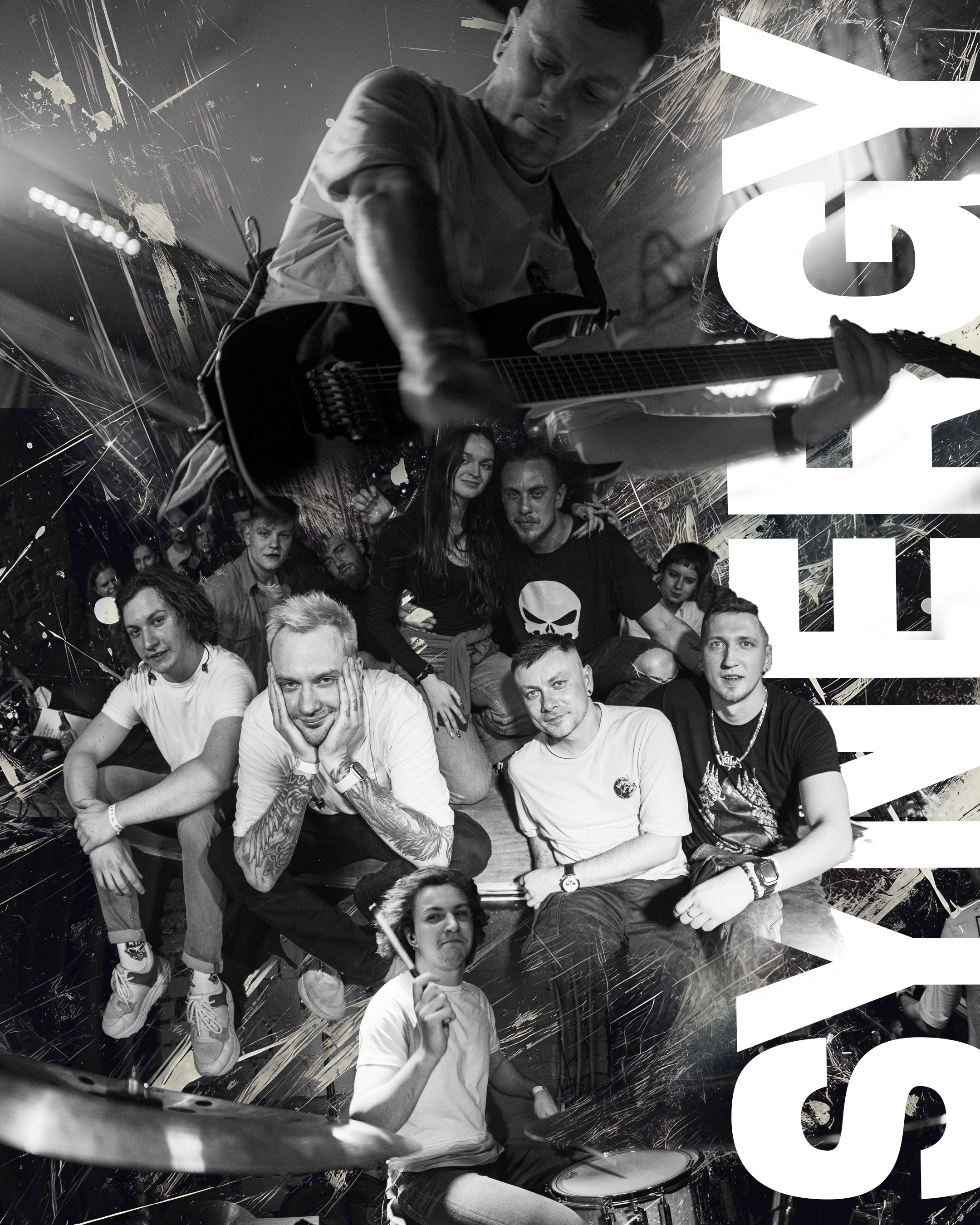 CROSSCHAINS. Photography of Fujicolor.104