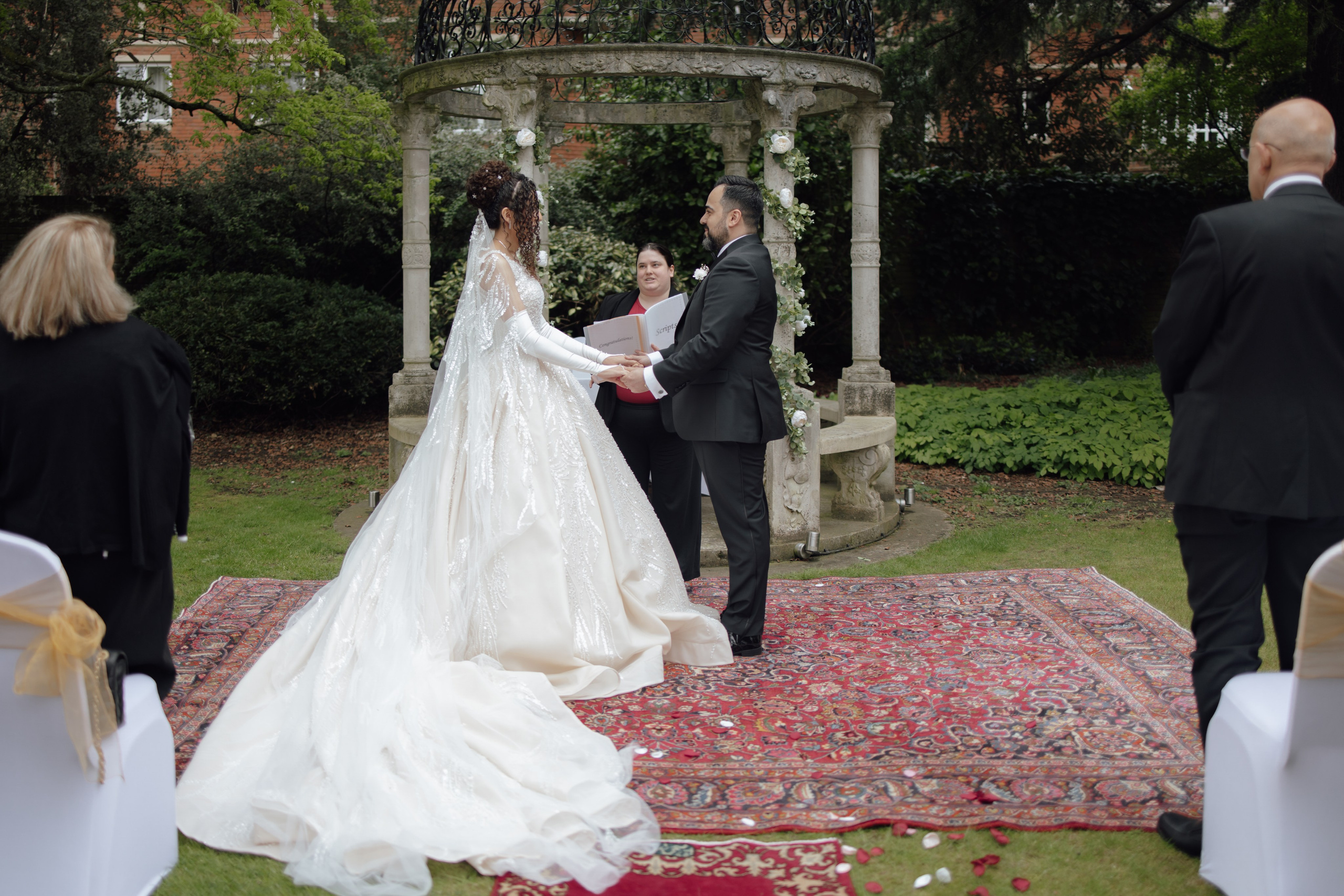 Elegant Wedding Photo Gallery. Timeless Wedding & Events Photography. Based in London, working across Europe